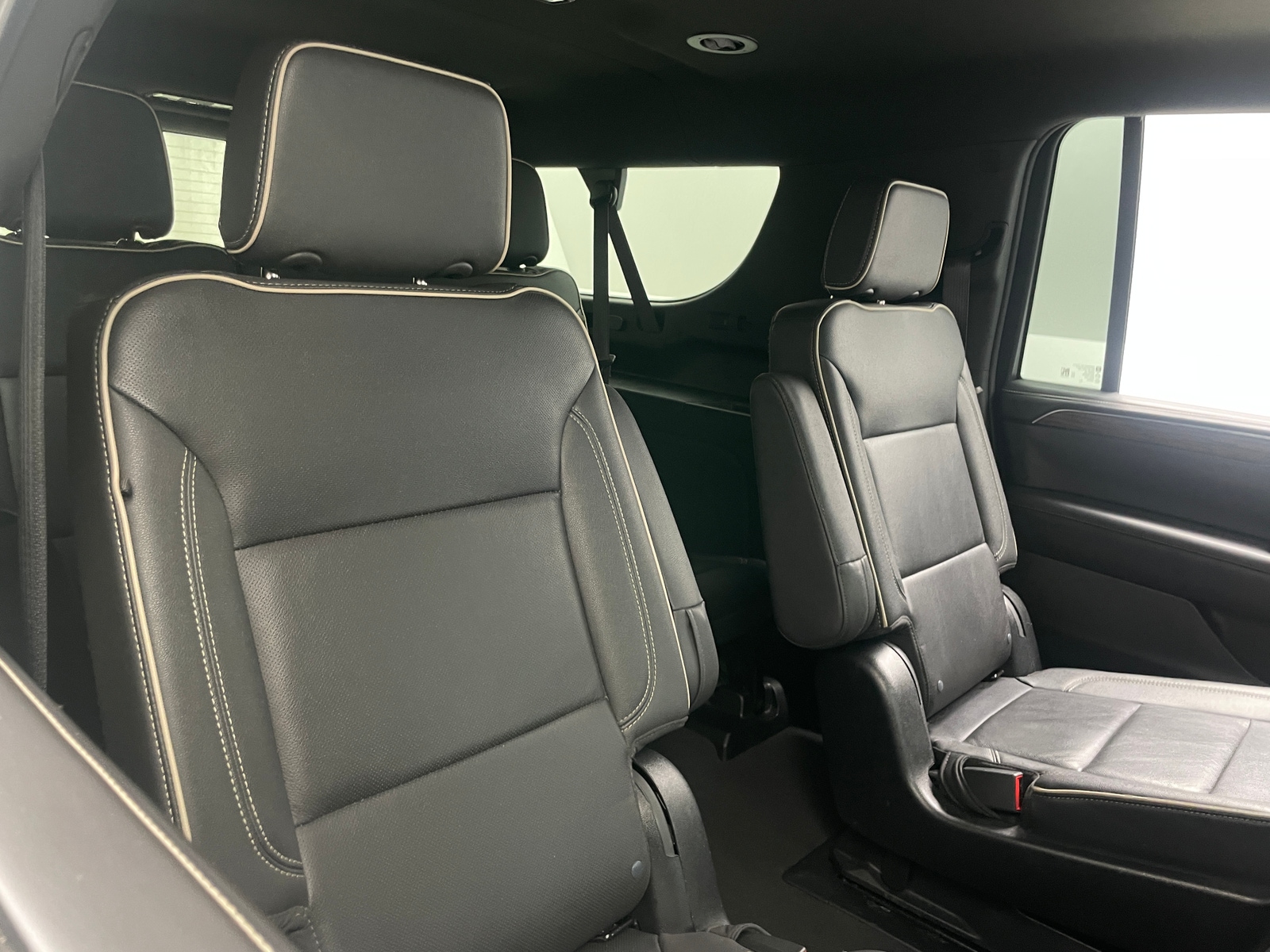 Thumbnail: 2023 Chevrolet Suburban - 5