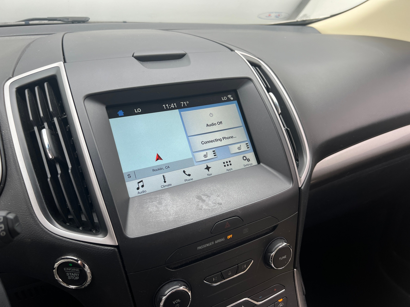 Thumbnail: 2017 Ford Edge - 3