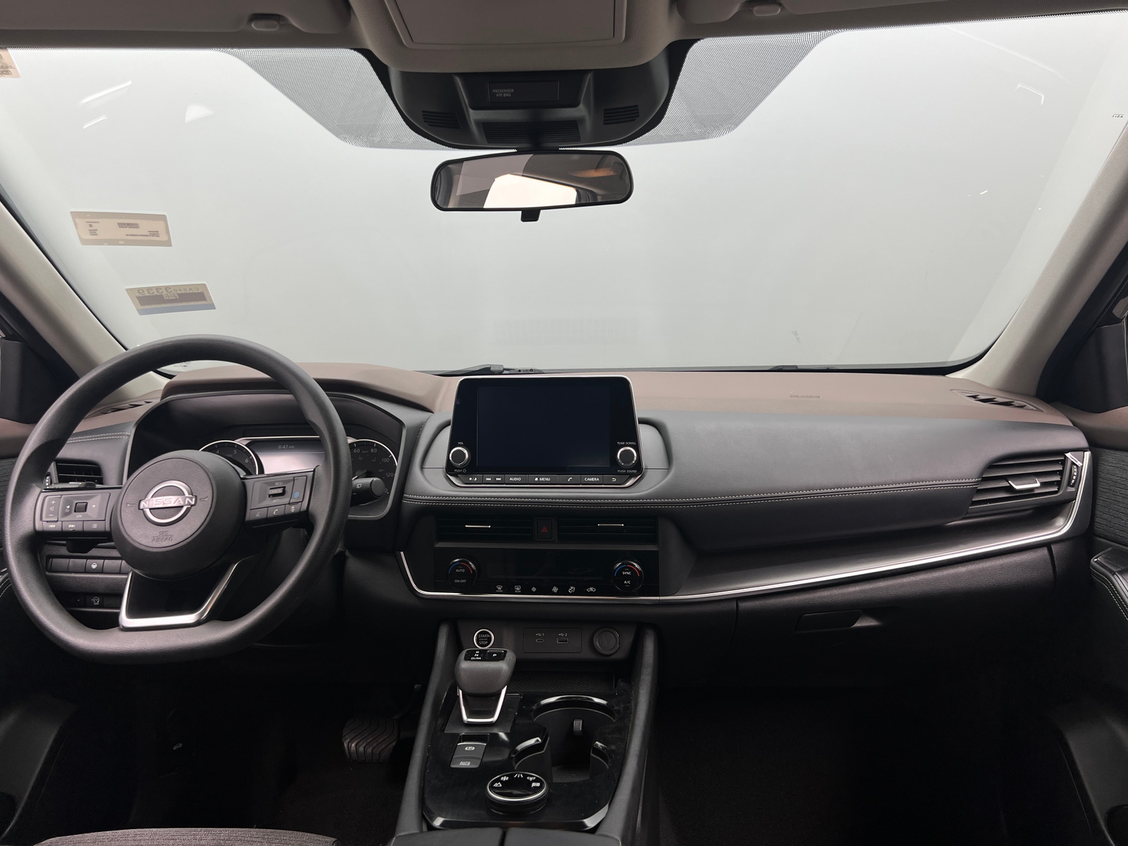 Thumbnail: 2023 Nissan Rogue - 3