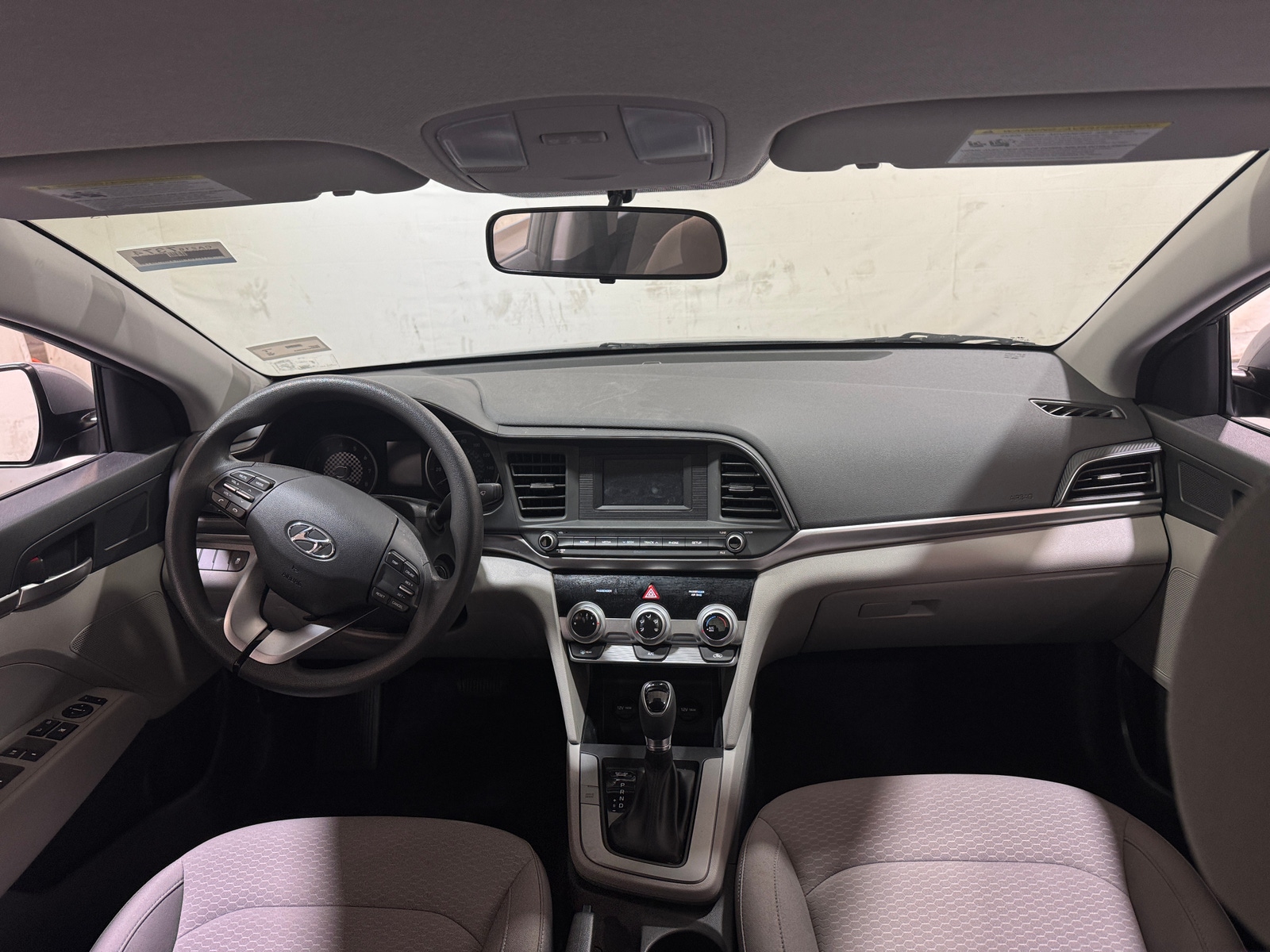 Thumbnail: 2019 Hyundai Elantra - 3