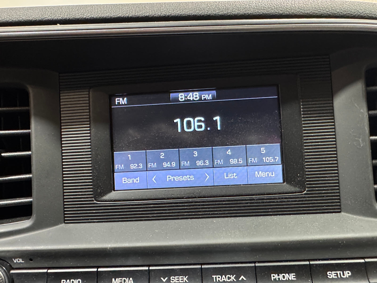 Thumbnail: 2019 Hyundai Elantra - 4