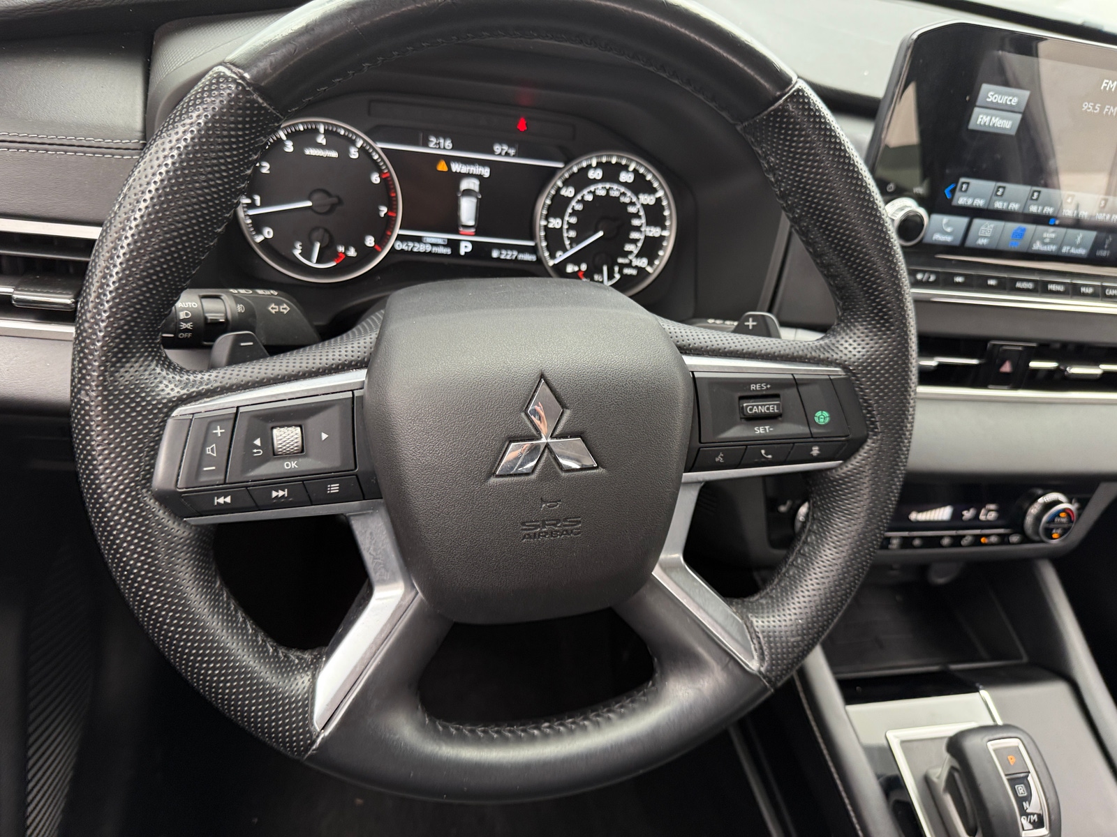 Thumbnail: 2022 Mitsubishi Outlander - 4