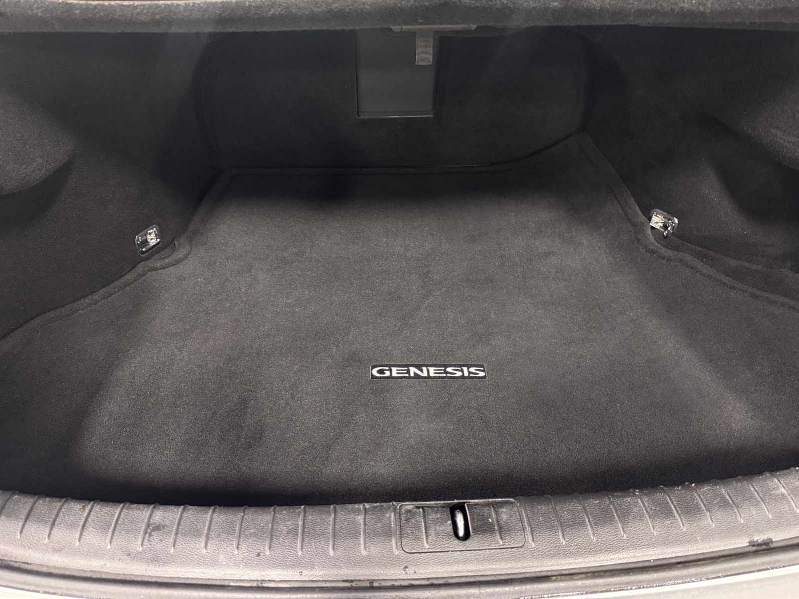 Thumbnail: 2015 Hyundai Genesis - 6