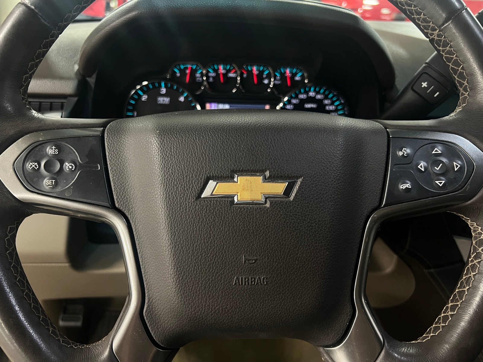 Thumbnail: 2015 Chevrolet Tahoe - 5