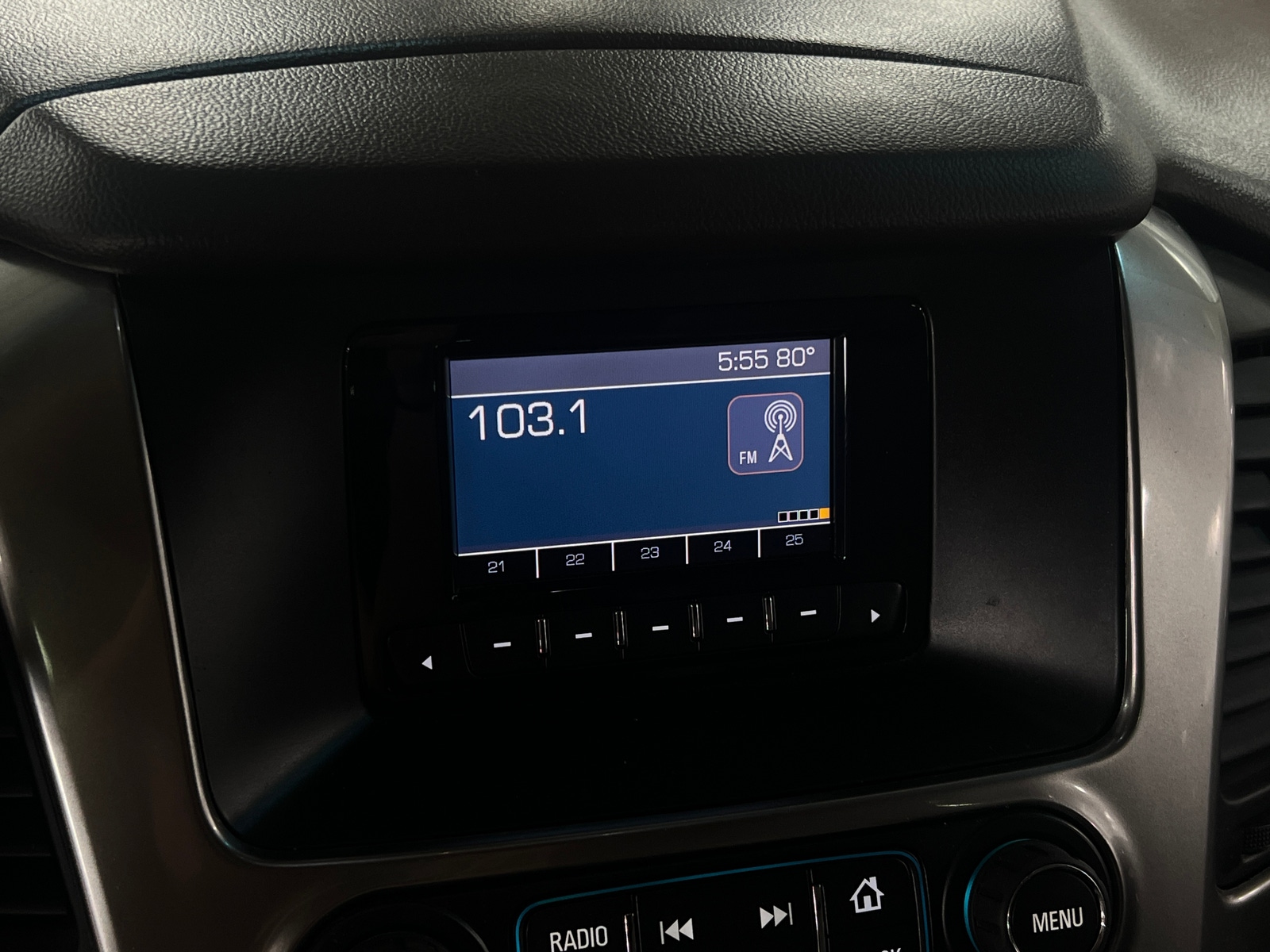 Thumbnail: 2015 Chevrolet Tahoe - 4