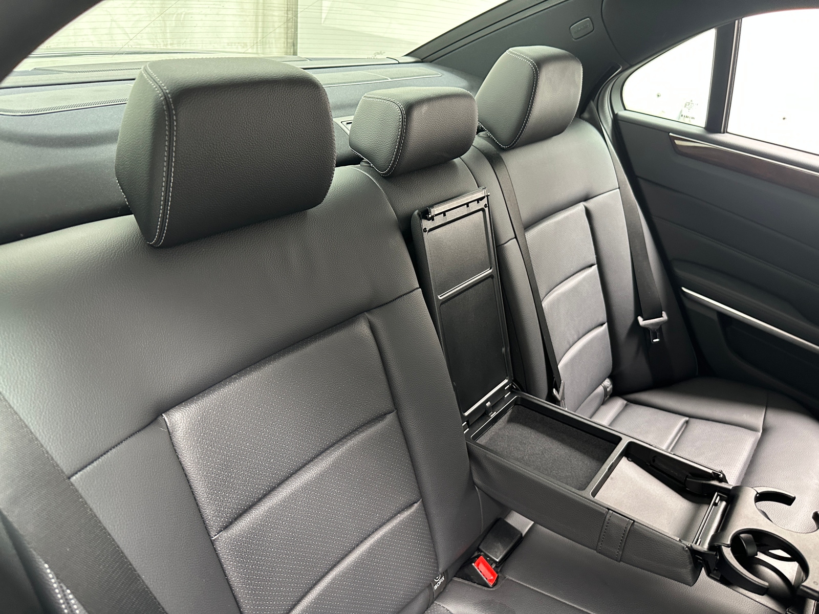 Thumbnail: 2014 Mercedes-Benz E-Class - 5