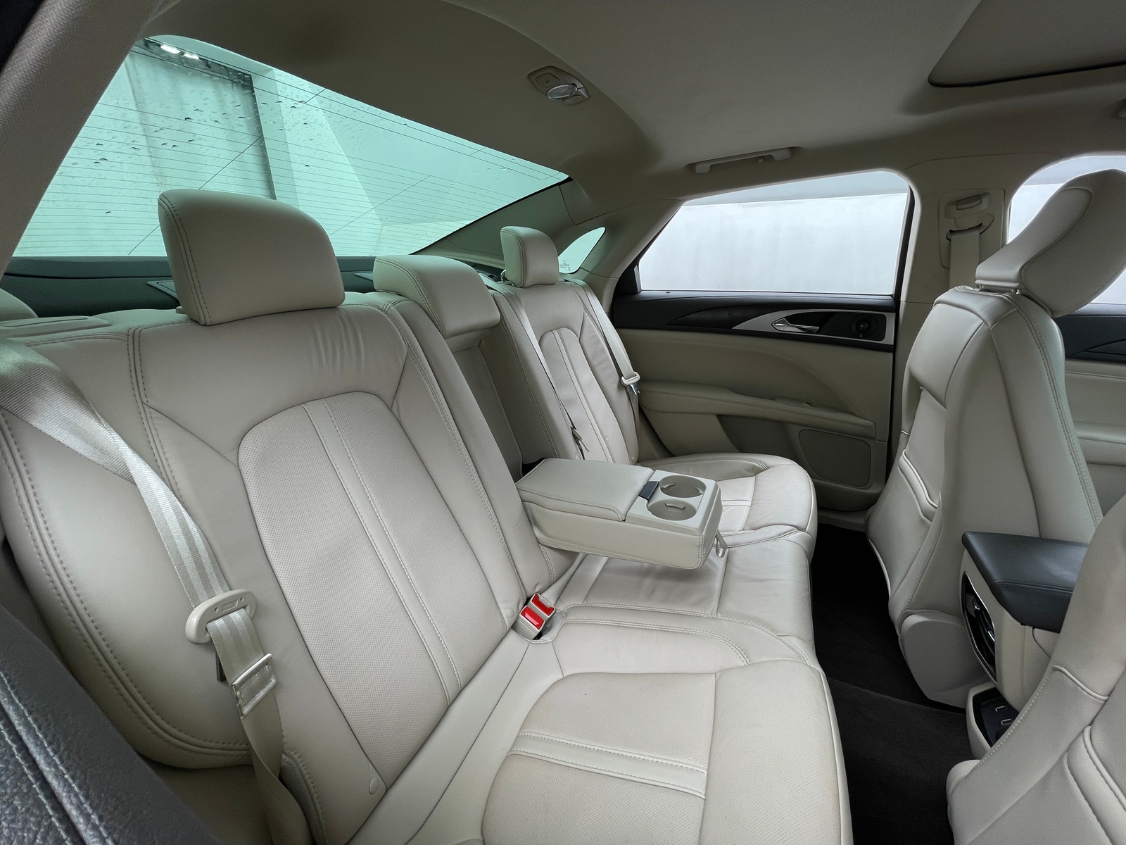 Thumbnail: 2020 Lincoln MKZ - 5