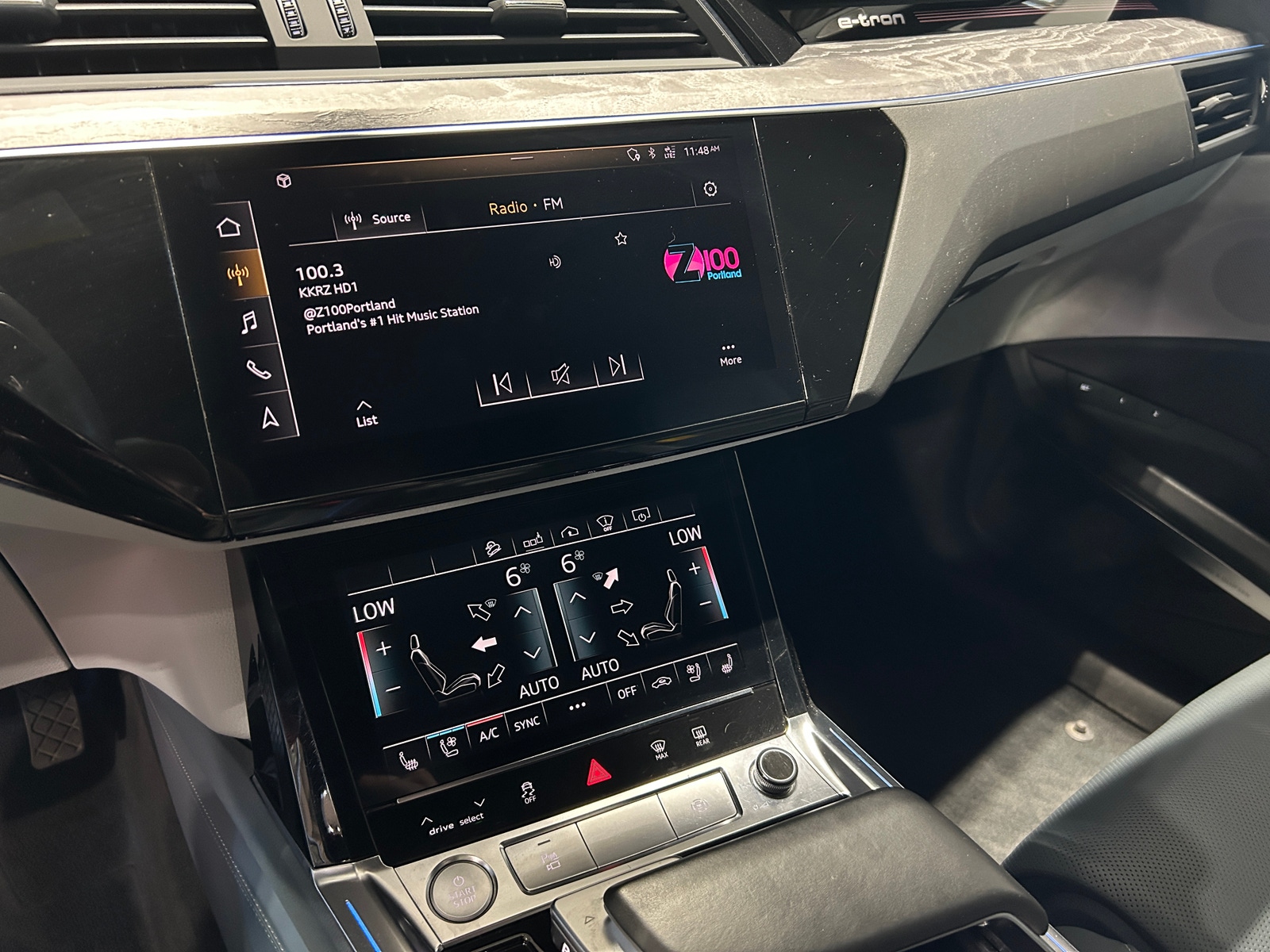 Thumbnail: 2020 Audi e-tron S - 3