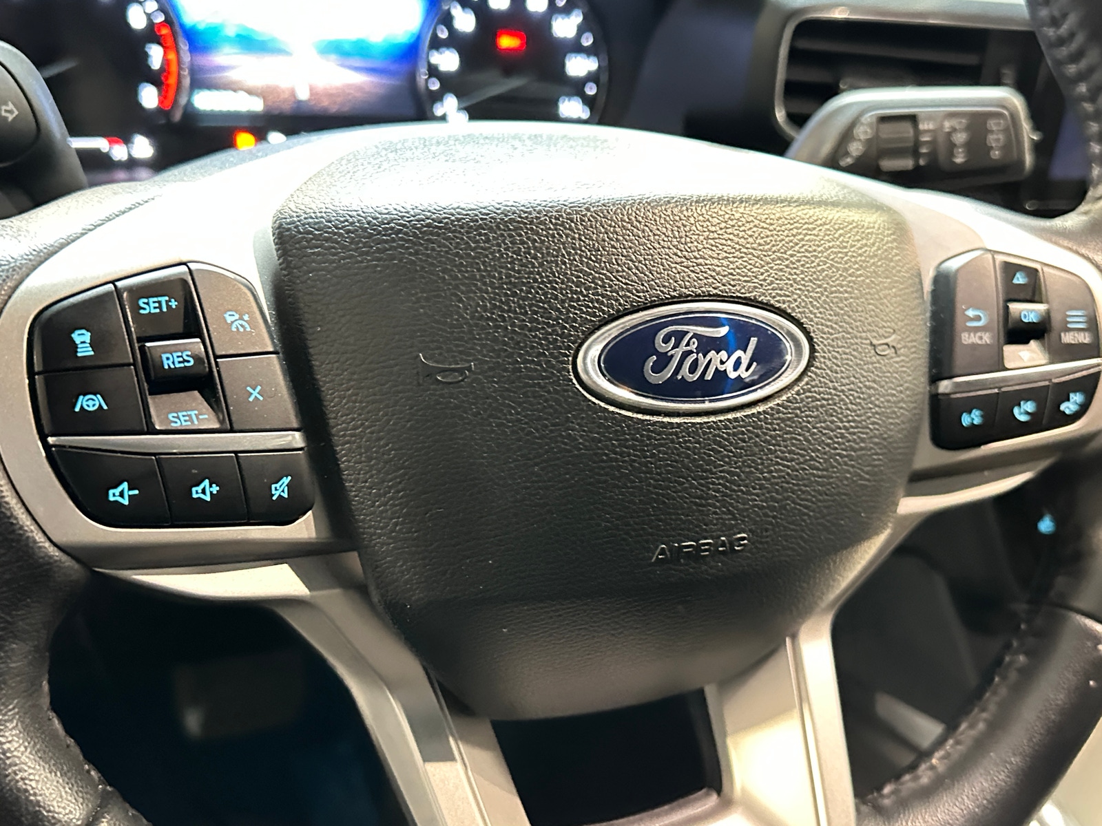 Thumbnail: 2023 Ford Explorer - 4