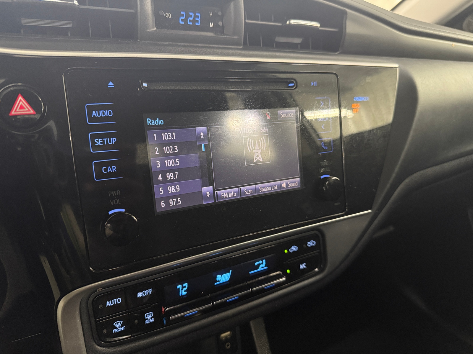 Thumbnail: 2019 Toyota Corolla - 4