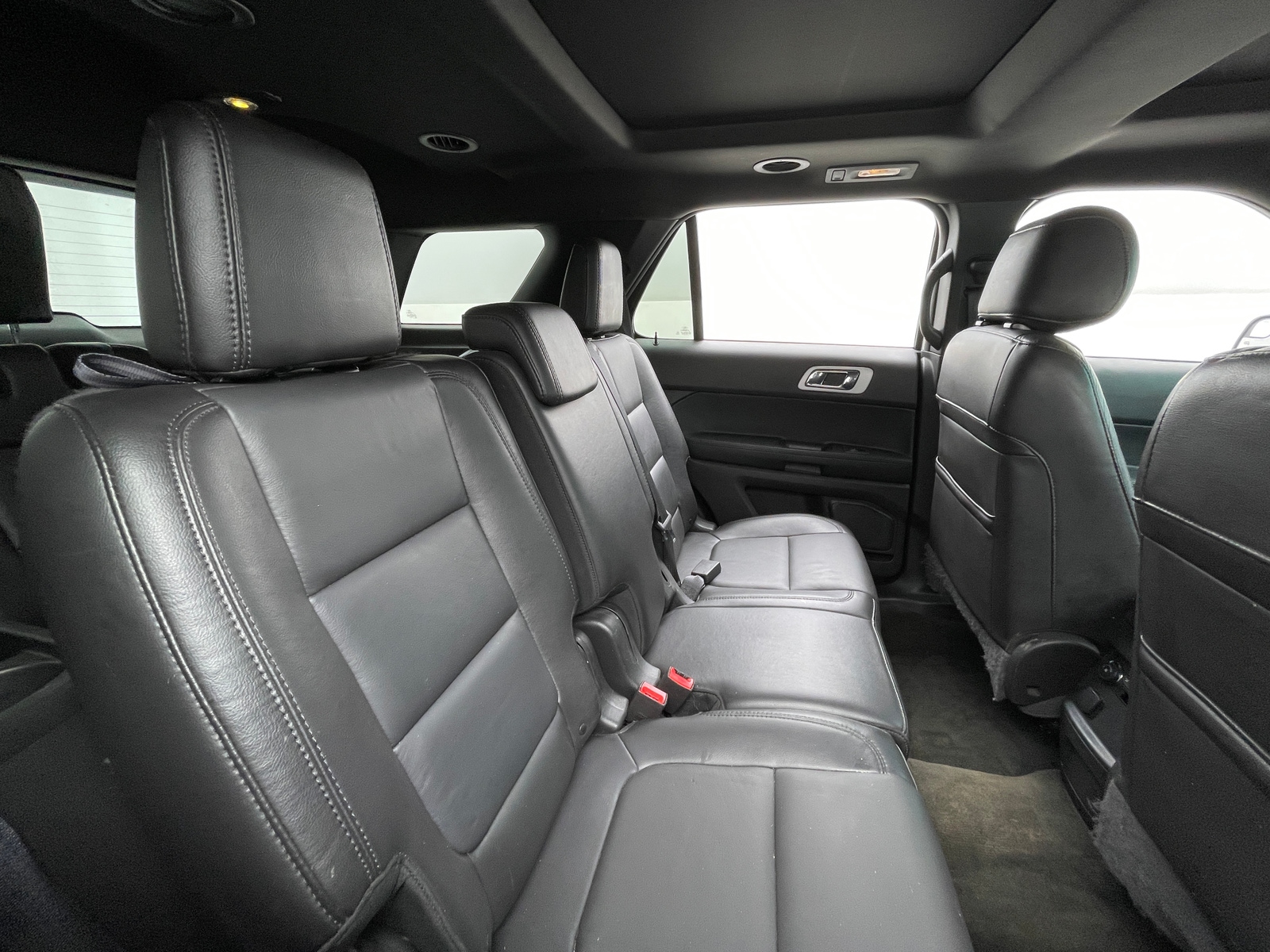 Thumbnail: 2015 Ford Explorer - 6