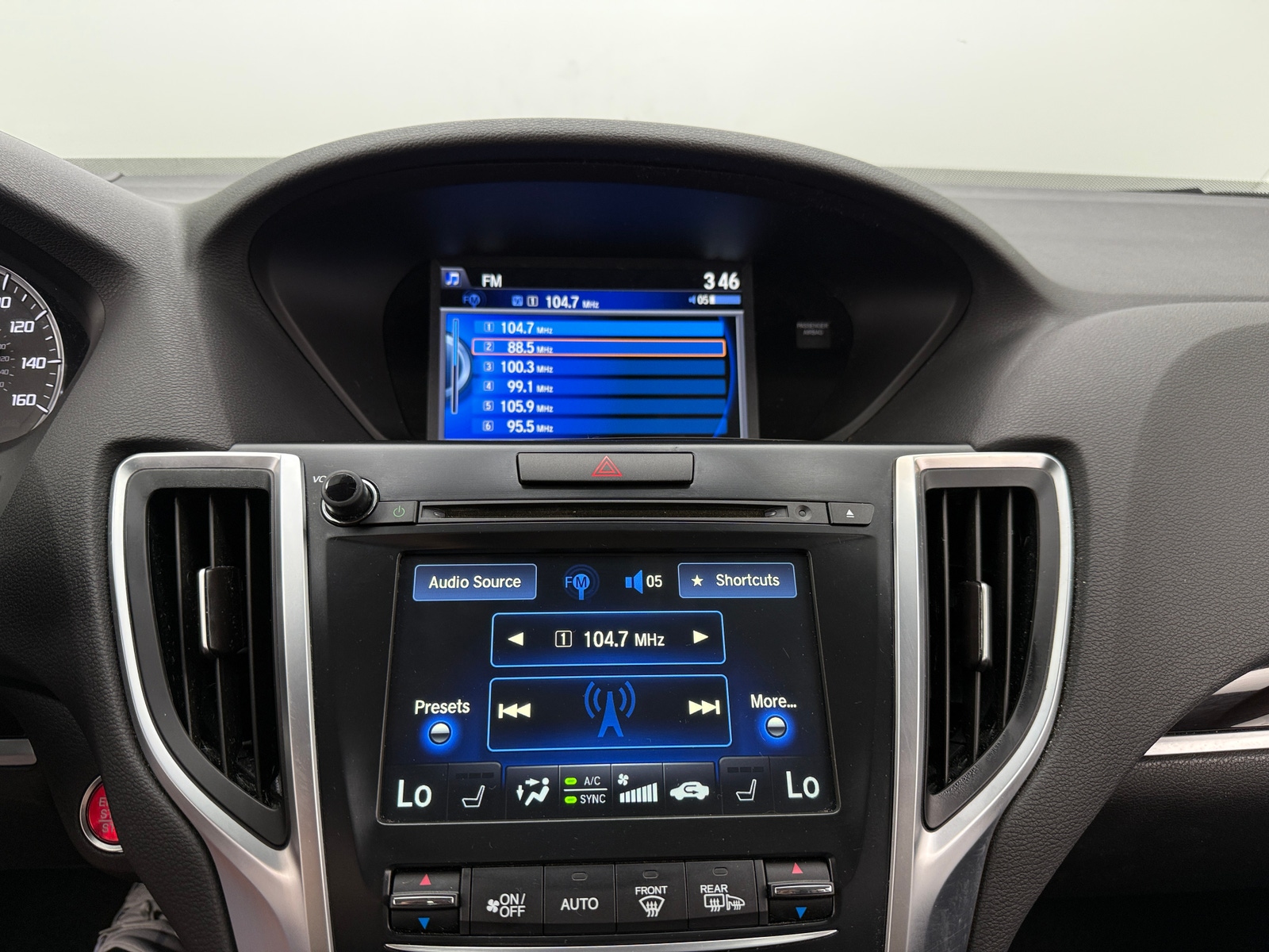 Thumbnail: 2015 Acura TLX - 3