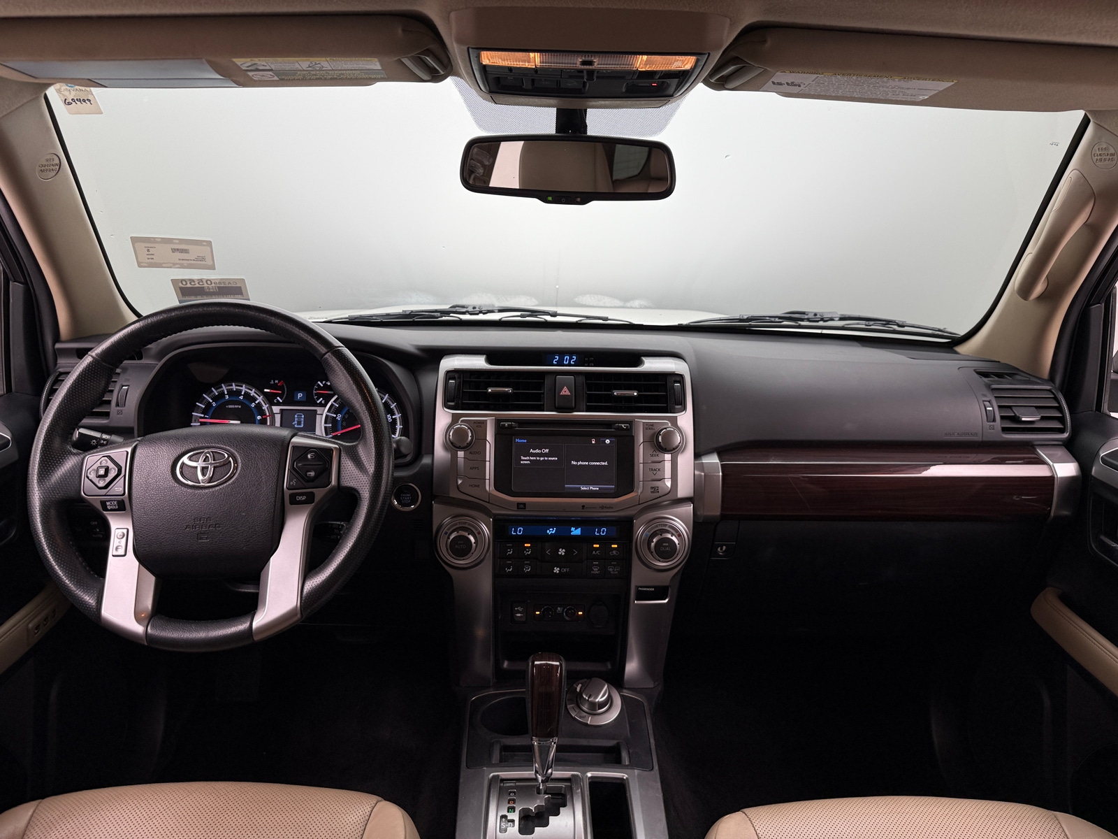 Thumbnail: 2015 Toyota 4Runner - 3