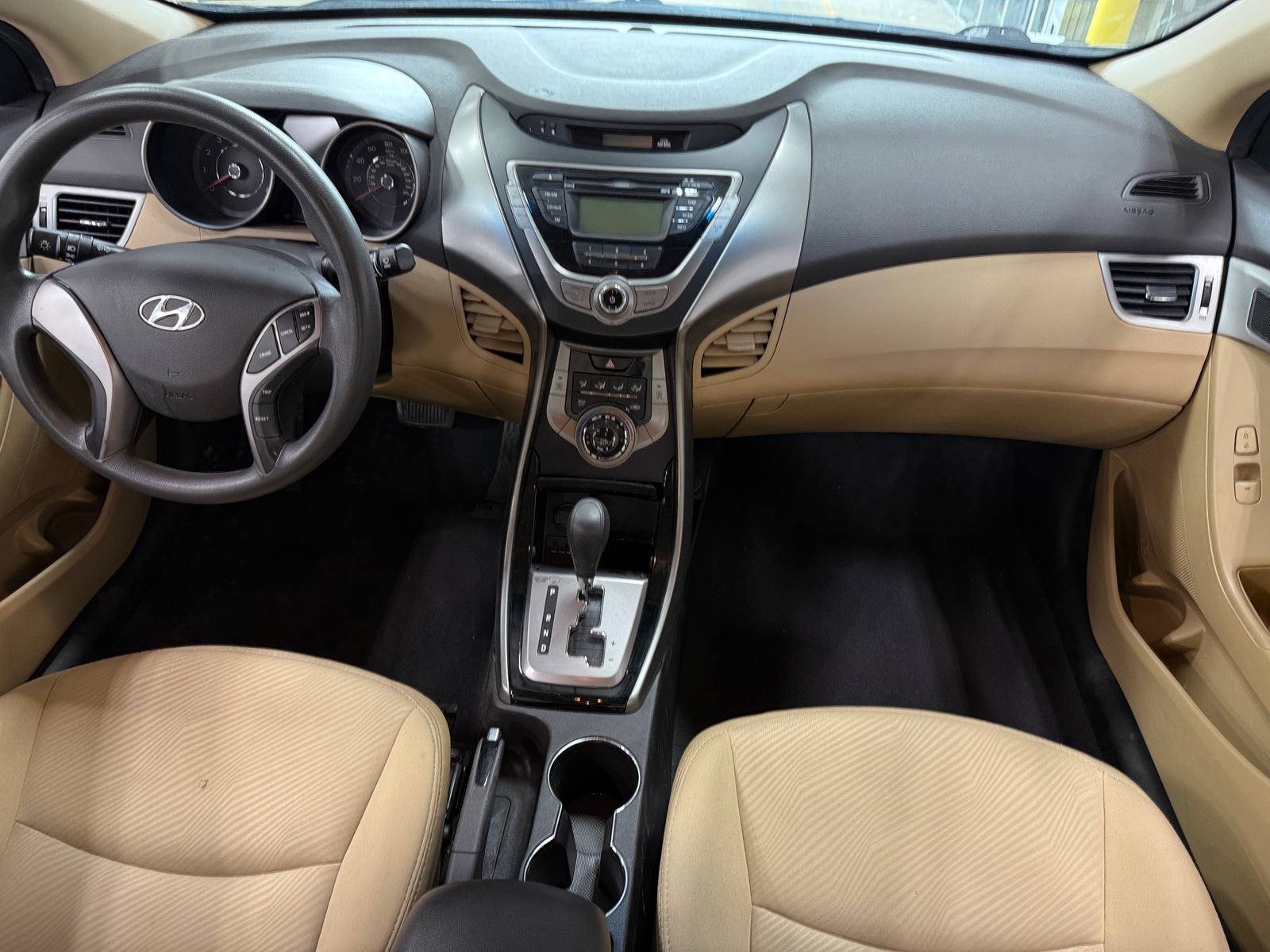 Thumbnail: 2013 Hyundai Elantra - 3