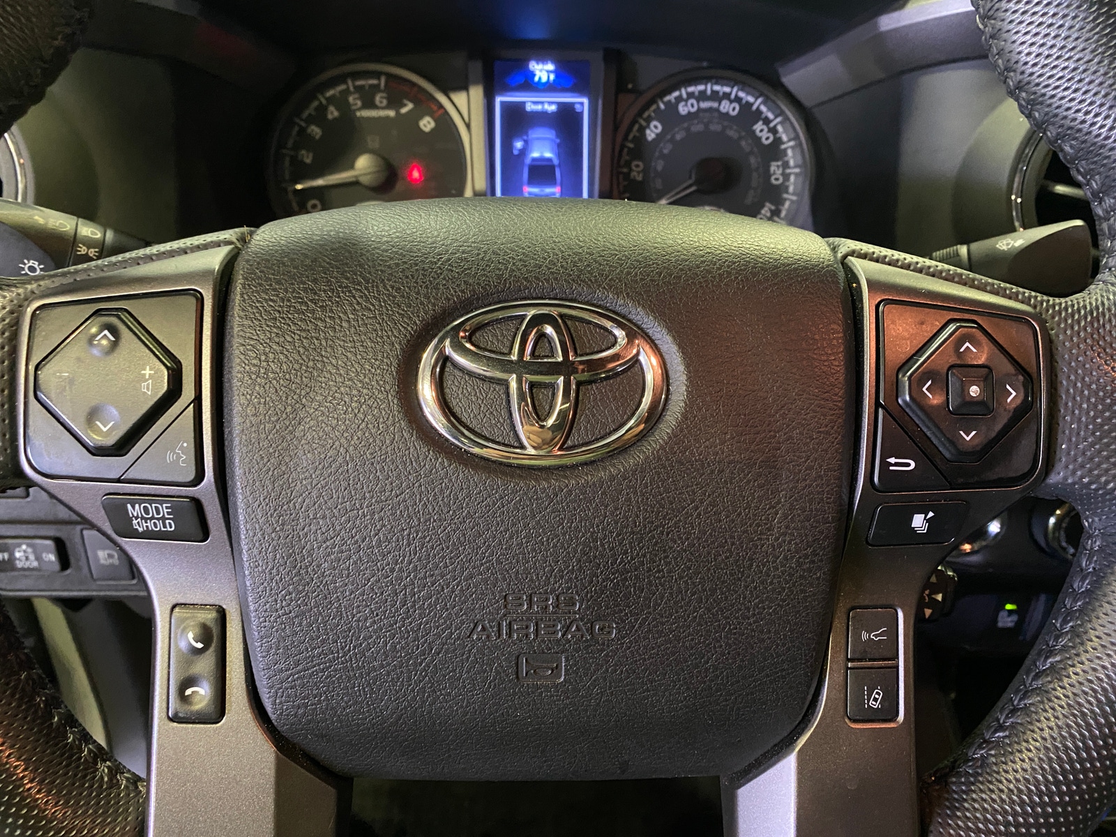 Thumbnail: 2022 Toyota Tacoma - 5