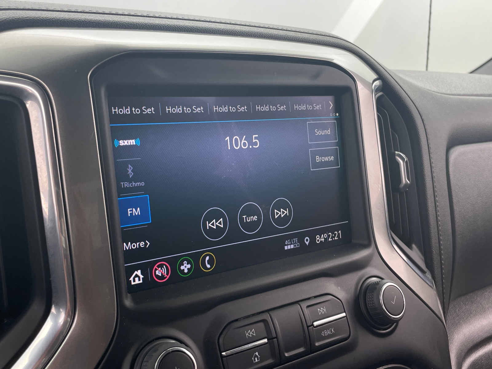 Thumbnail: 2021 Chevrolet Silverado 1500 - 4