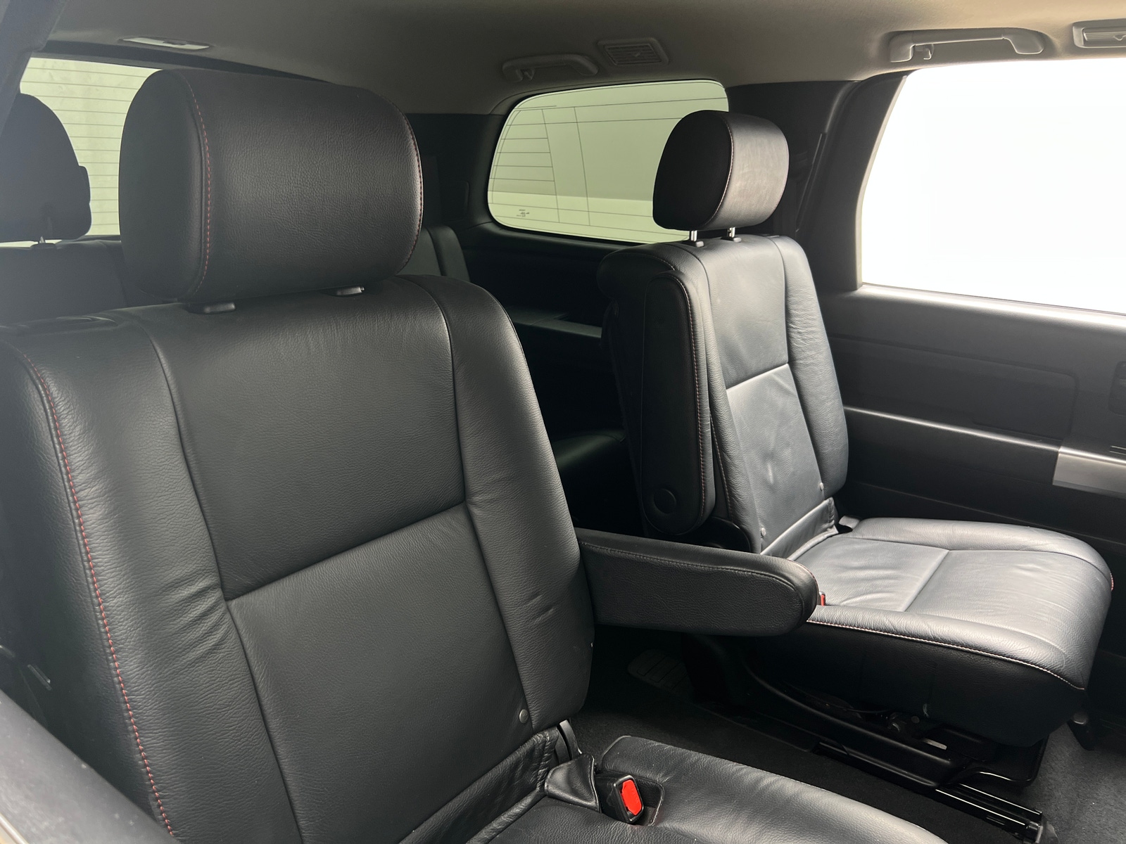 Thumbnail: 2020 Toyota Sequoia - 6