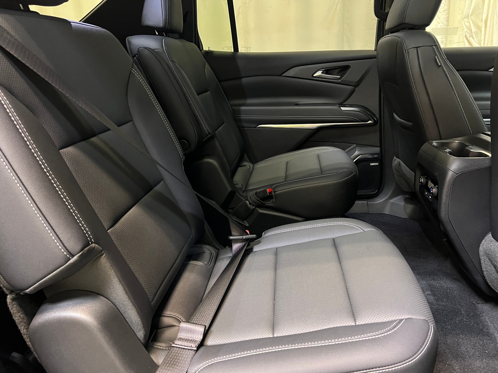 Thumbnail: 2024 Chevrolet Traverse - 6