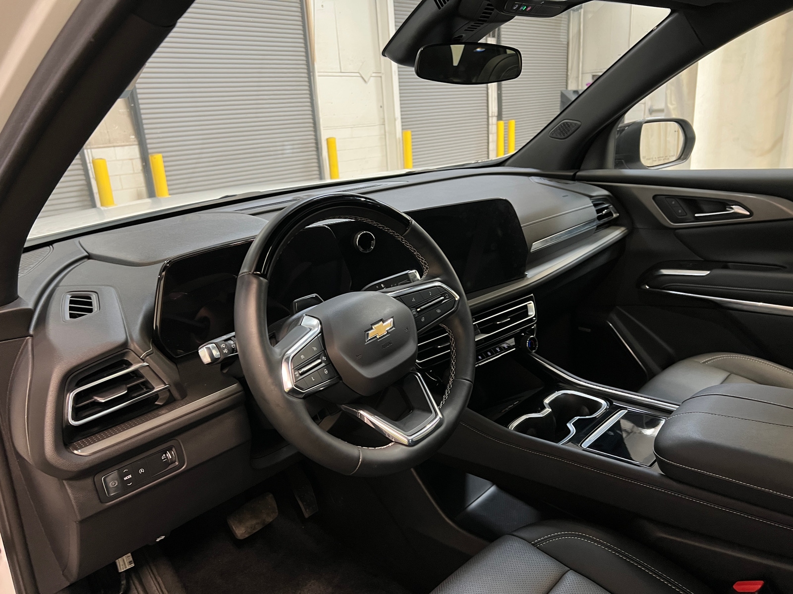 Thumbnail: 2024 Chevrolet Traverse - 3
