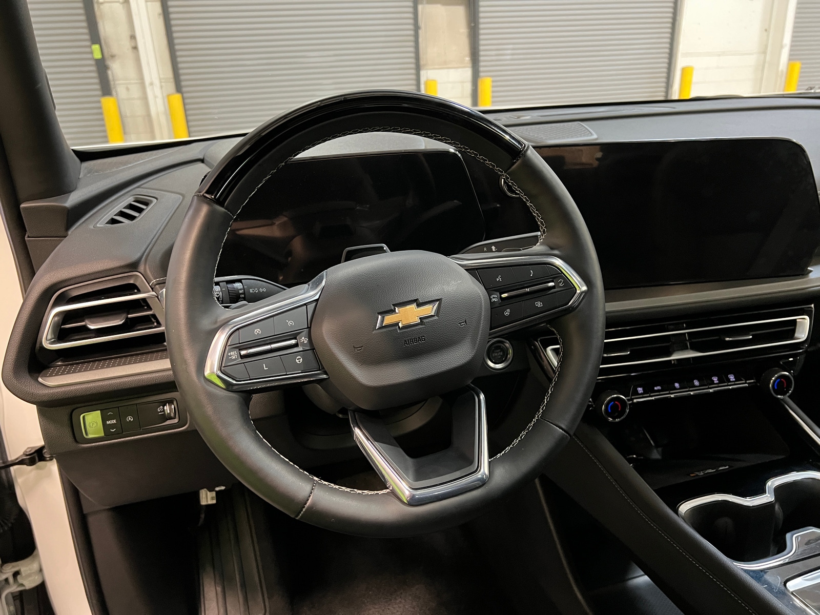 Thumbnail: 2024 Chevrolet Traverse - 5