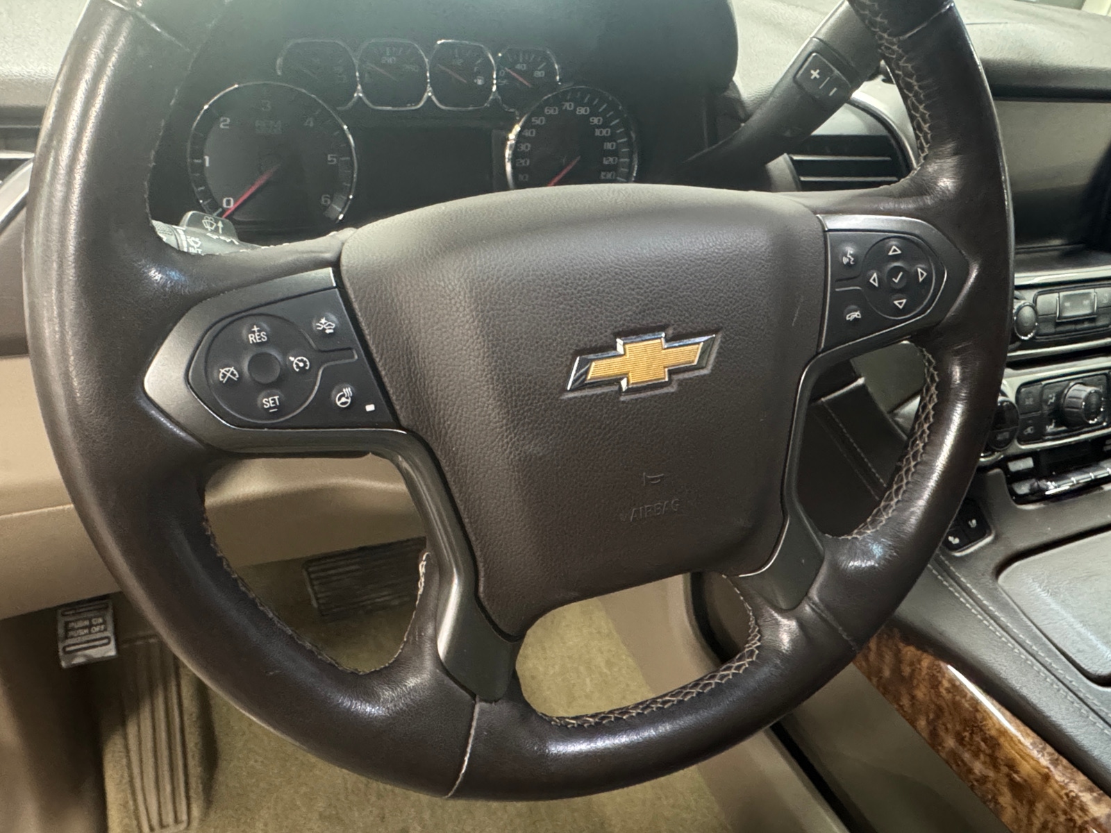 Thumbnail: 2019 Chevrolet Tahoe - 4