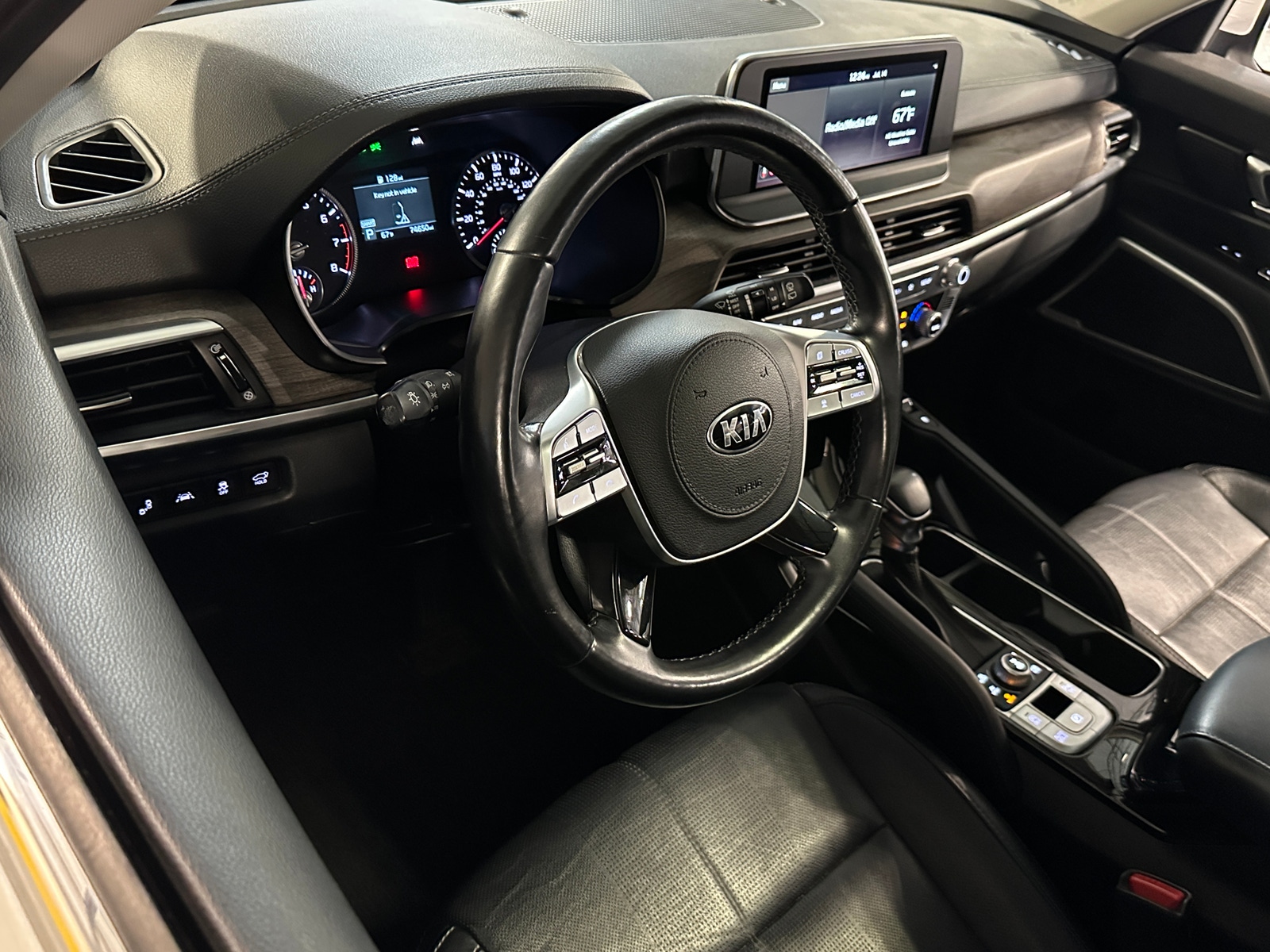 Thumbnail: 2020 Kia Telluride - 2