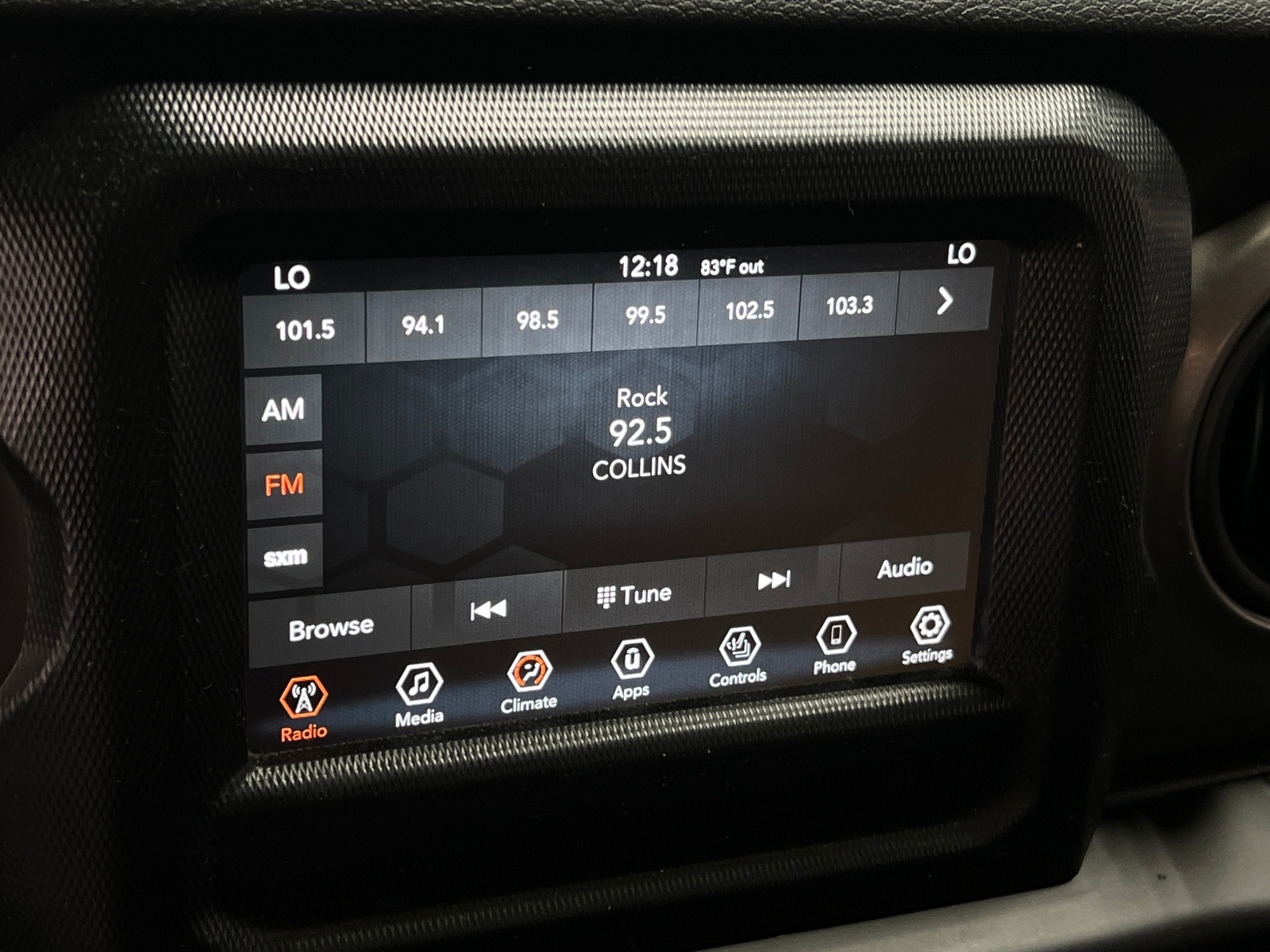 Thumbnail: 2021 Jeep Gladiator - 4