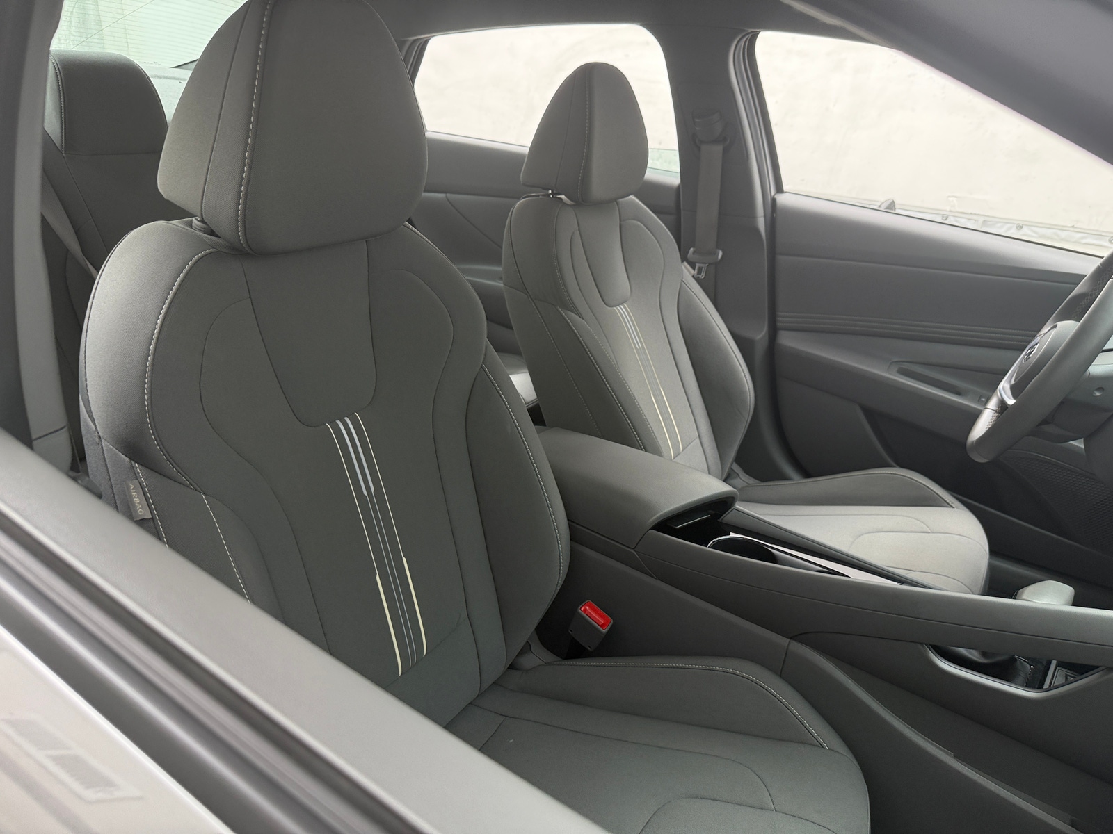 Thumbnail: 2023 Hyundai Elantra - 2