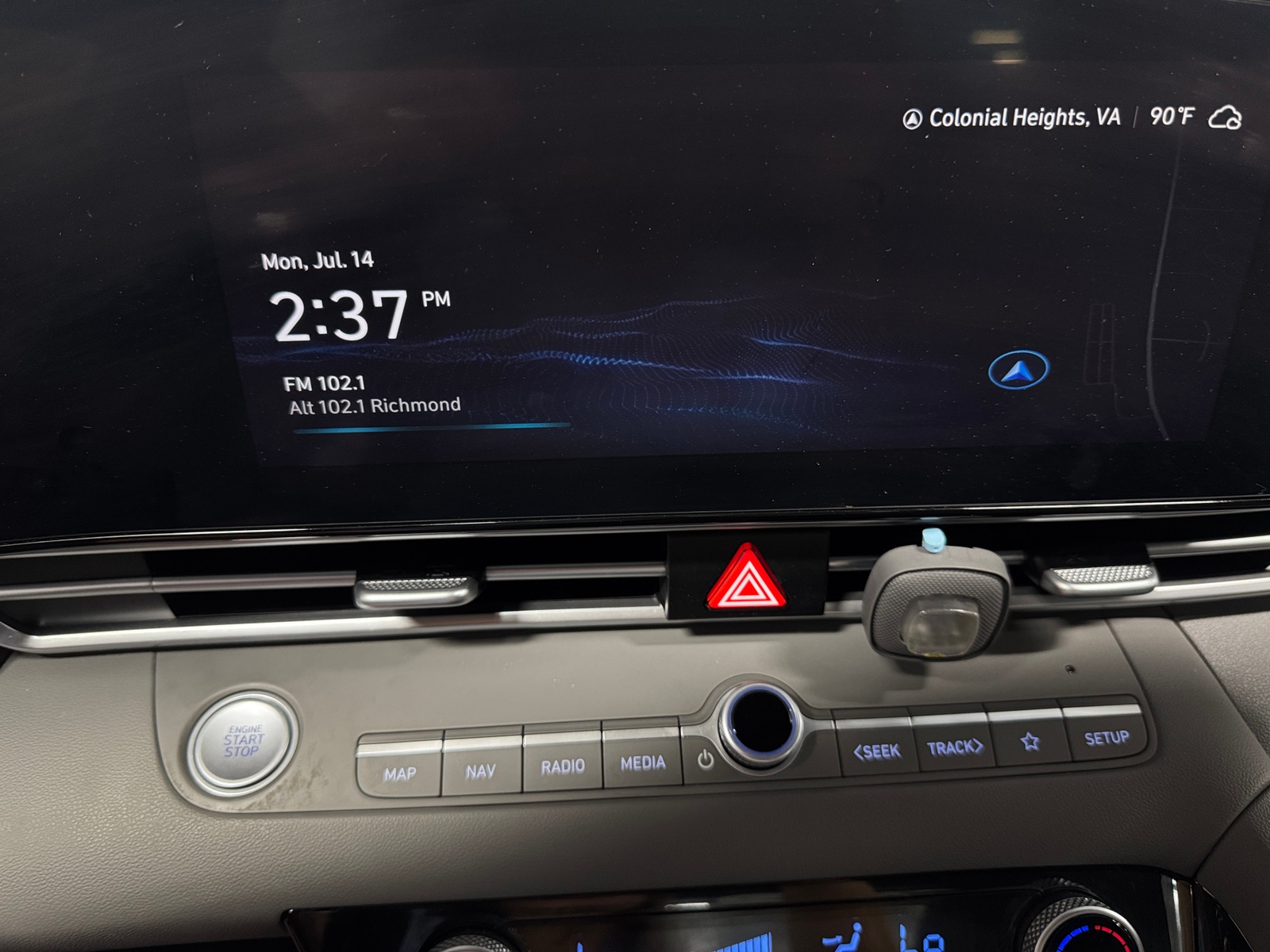 Thumbnail: 2023 Hyundai Elantra - 4