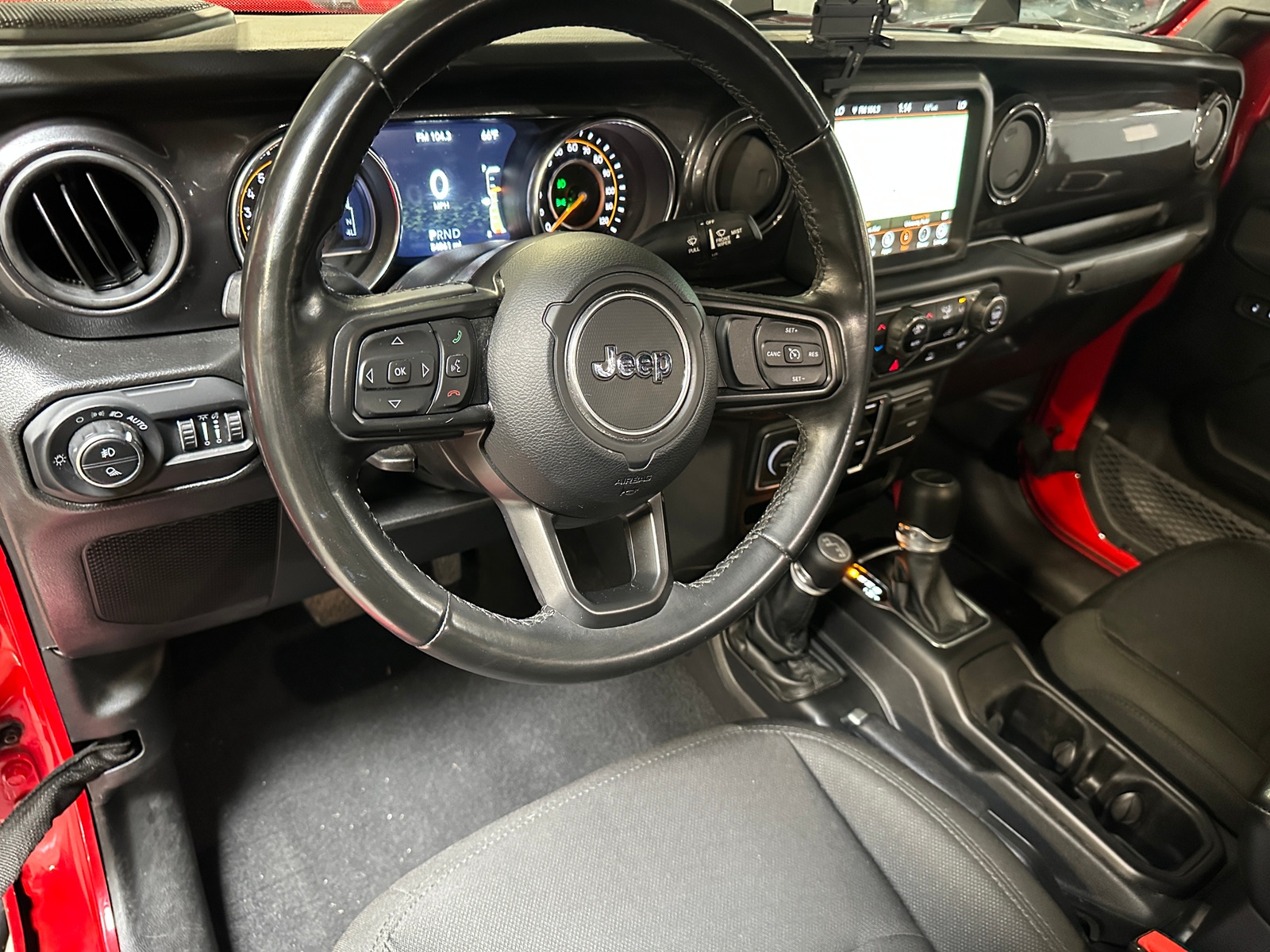 Thumbnail: 2022 Jeep Gladiator - 3