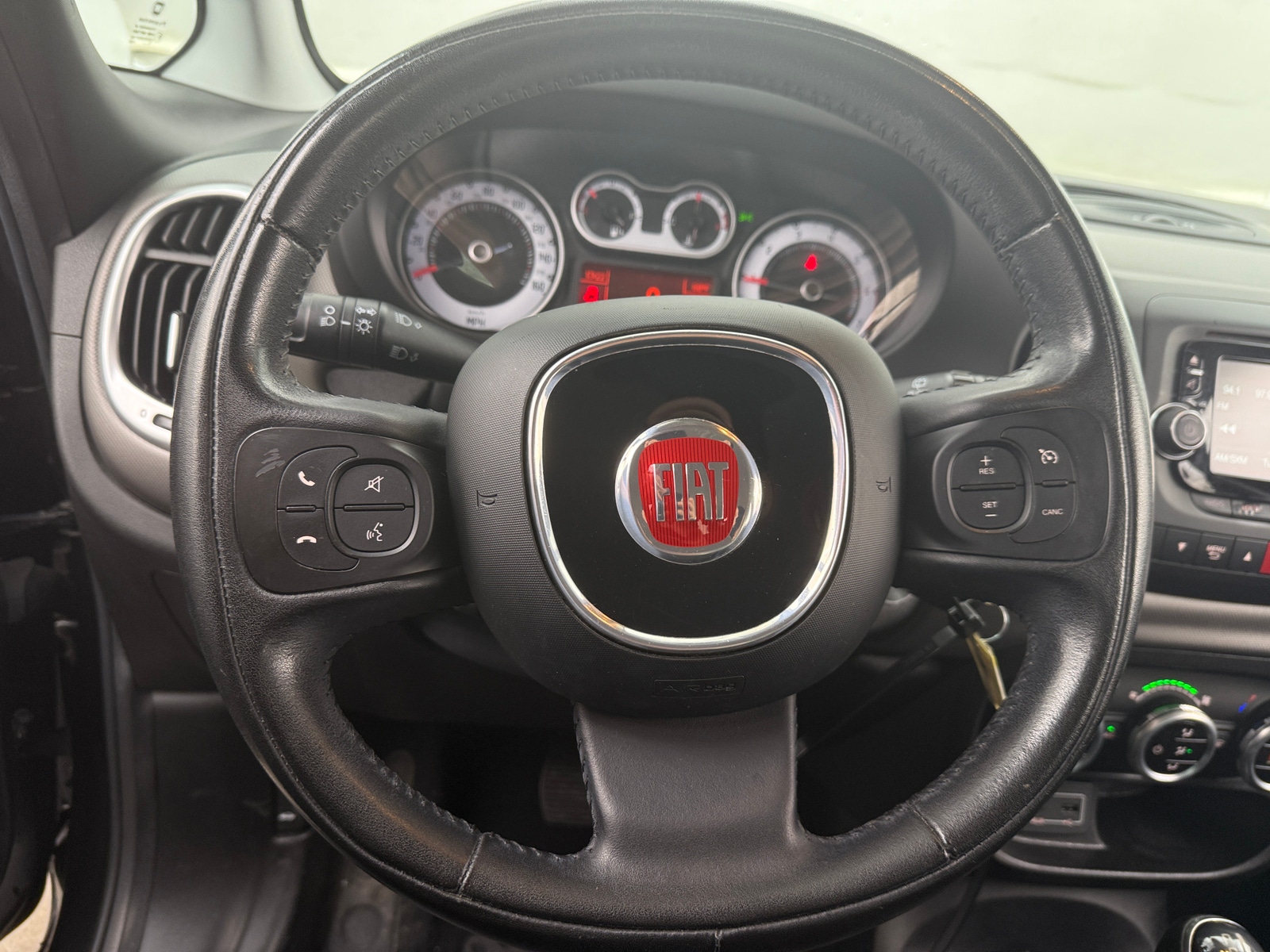 Thumbnail: 2017 Fiat 500L - 5