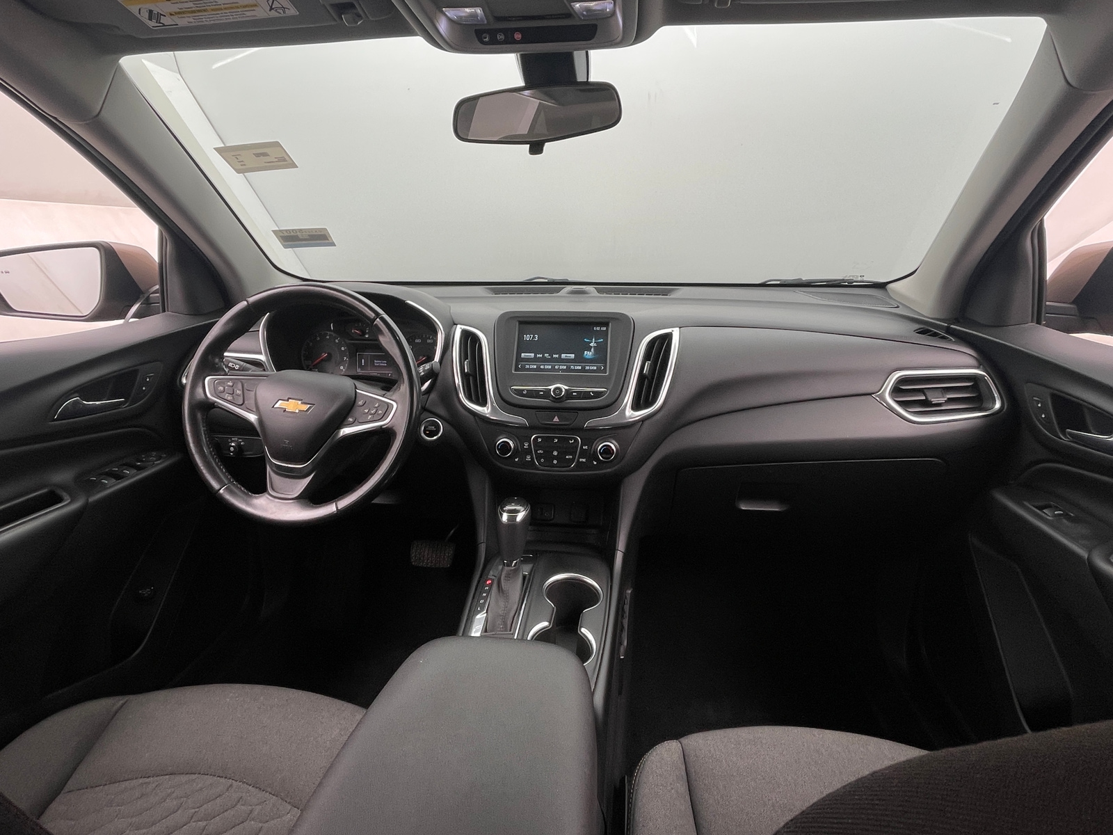Thumbnail: 2018 Chevrolet Equinox - 3