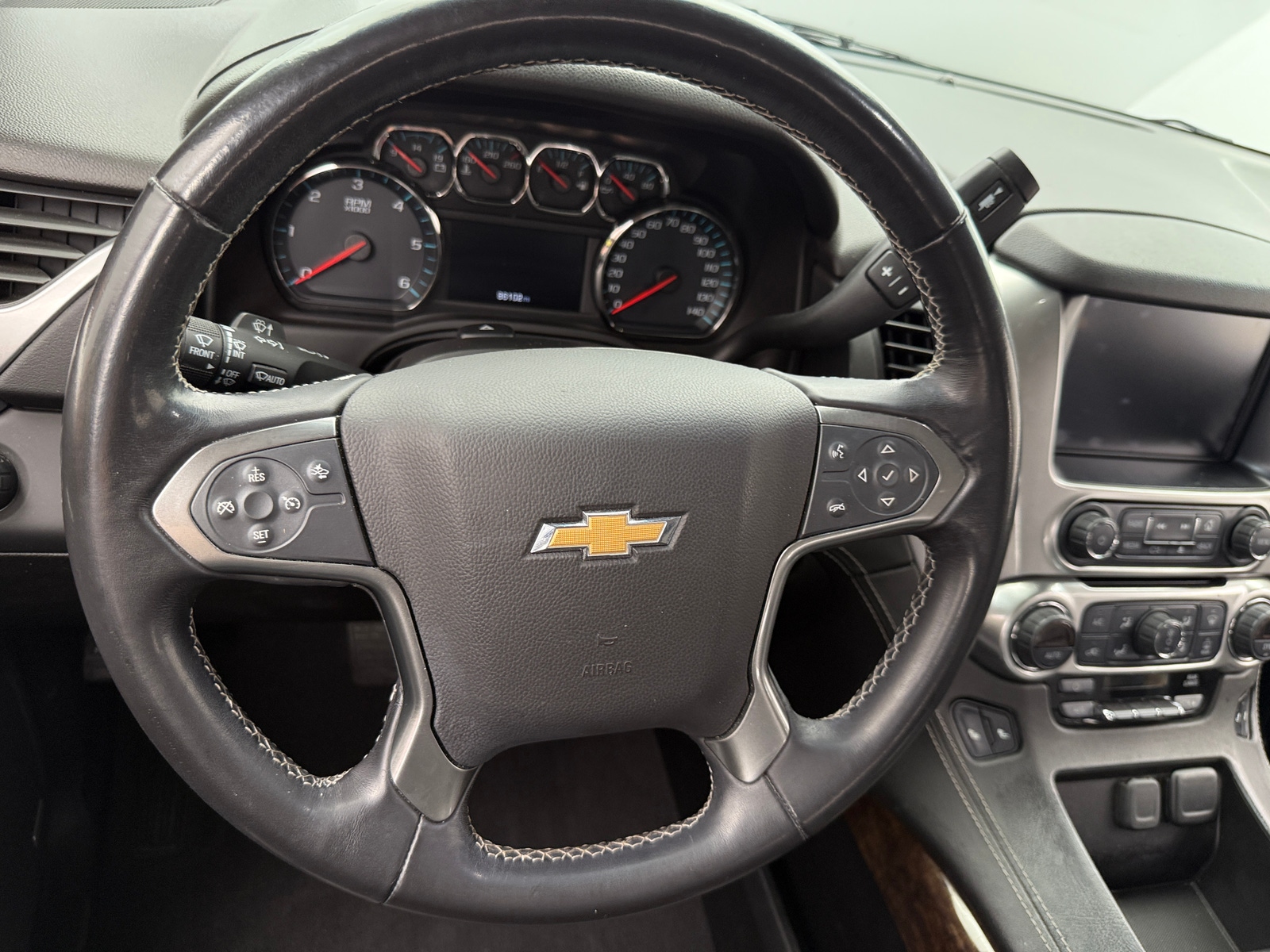 Thumbnail: 2019 Chevrolet Tahoe - 4