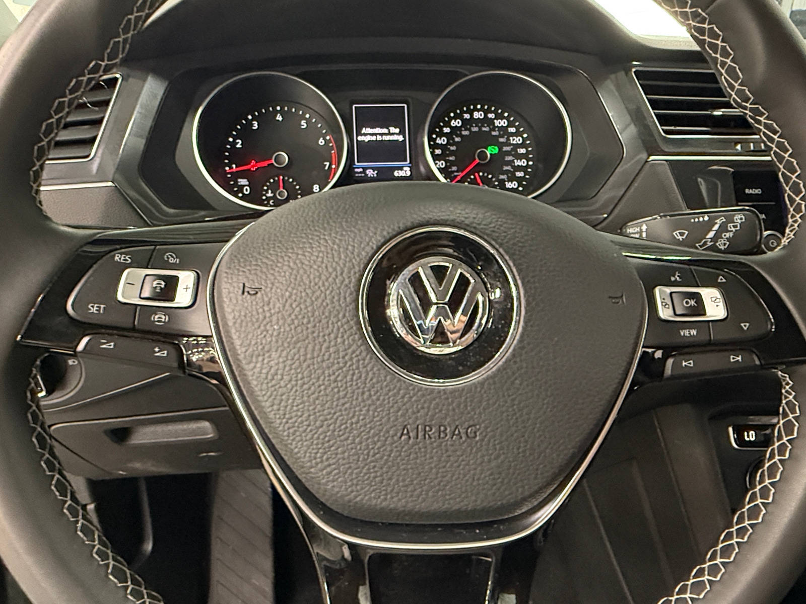 Thumbnail: 2021 Volkswagen Tiguan - 4