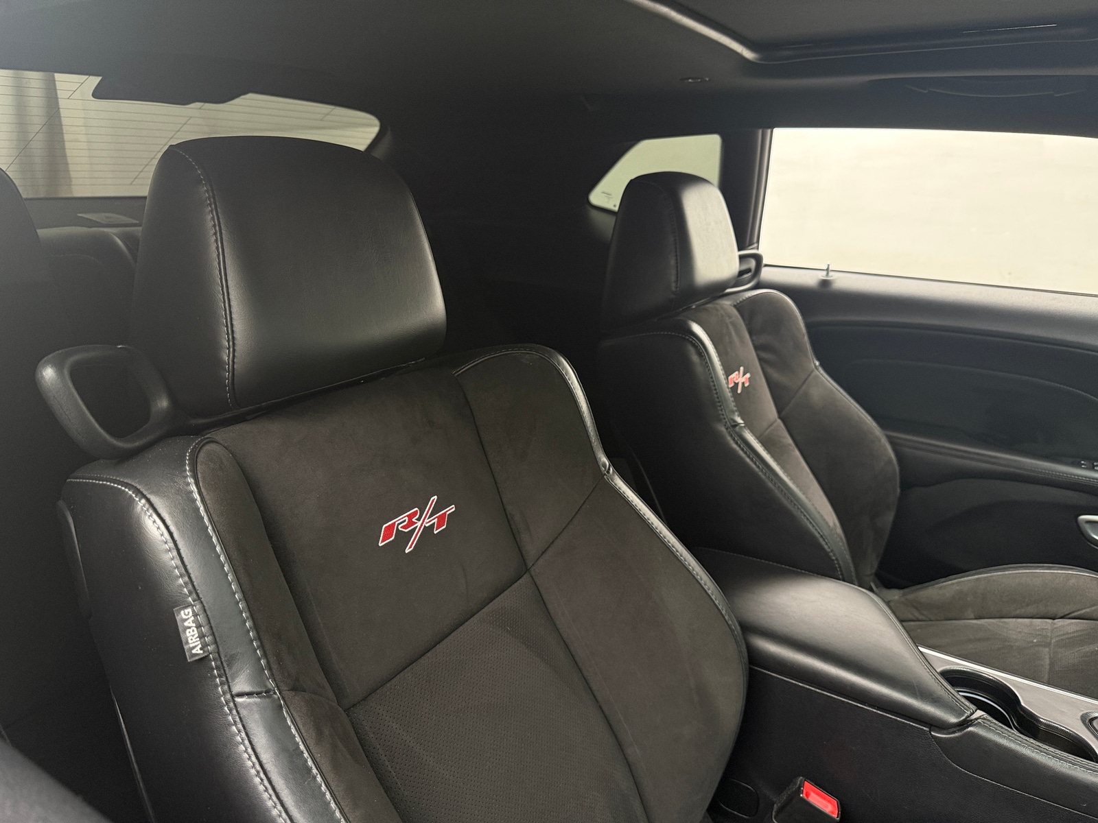 Thumbnail: 2015 Dodge Challenger - 2
