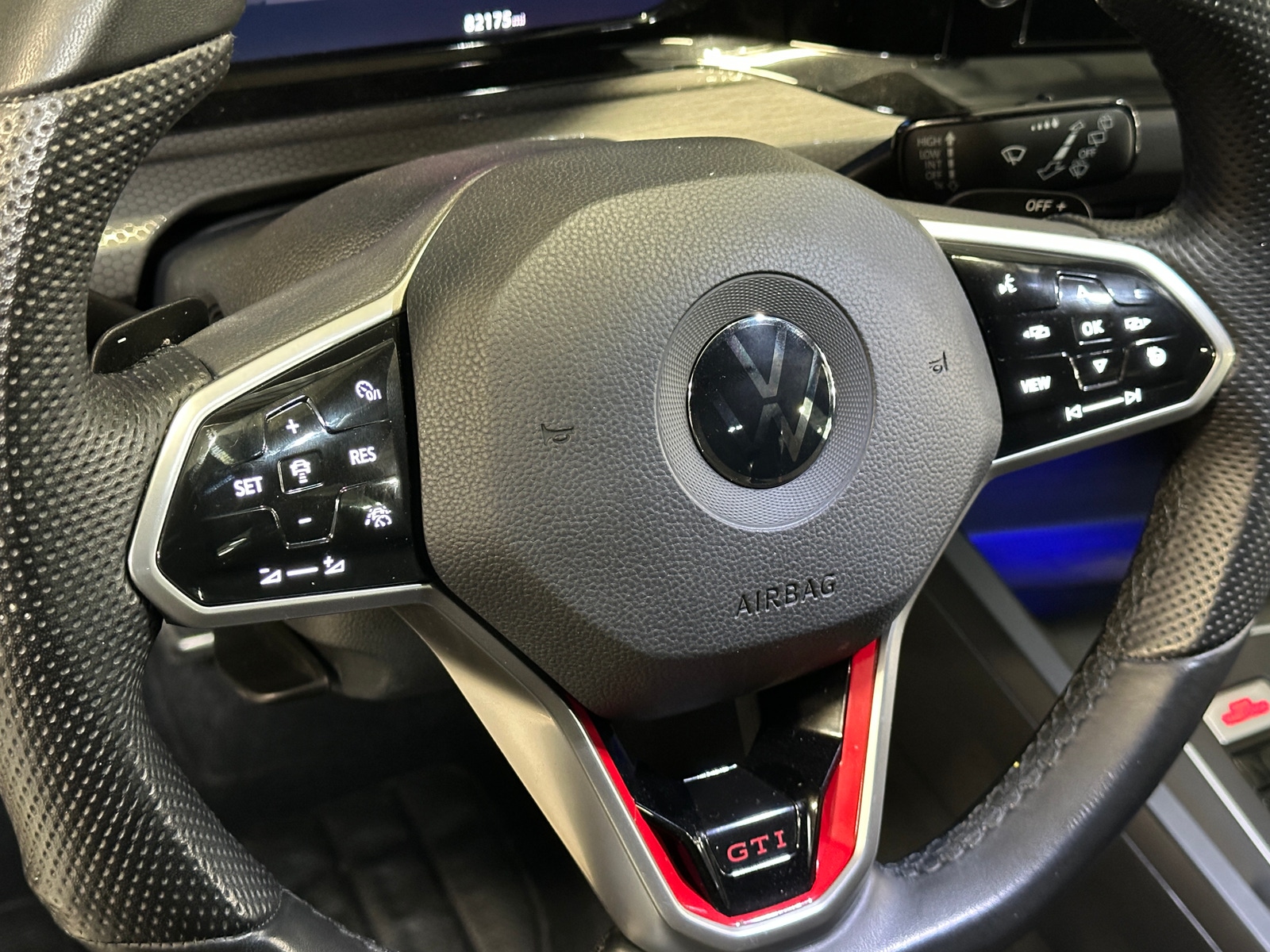 Thumbnail: 2022 Volkswagen Golf - 5