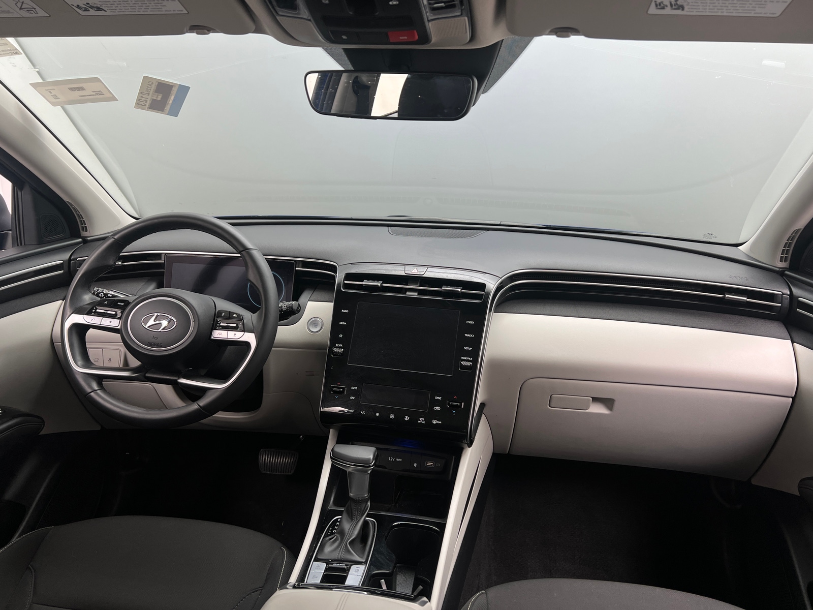 Thumbnail: 2022 Hyundai Tucson - 3