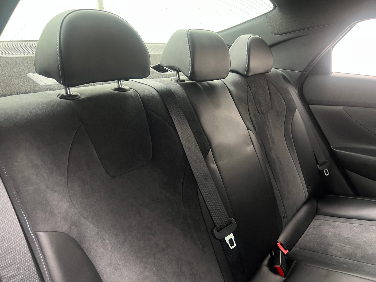 Thumbnail: 2023 Hyundai Elantra - 5