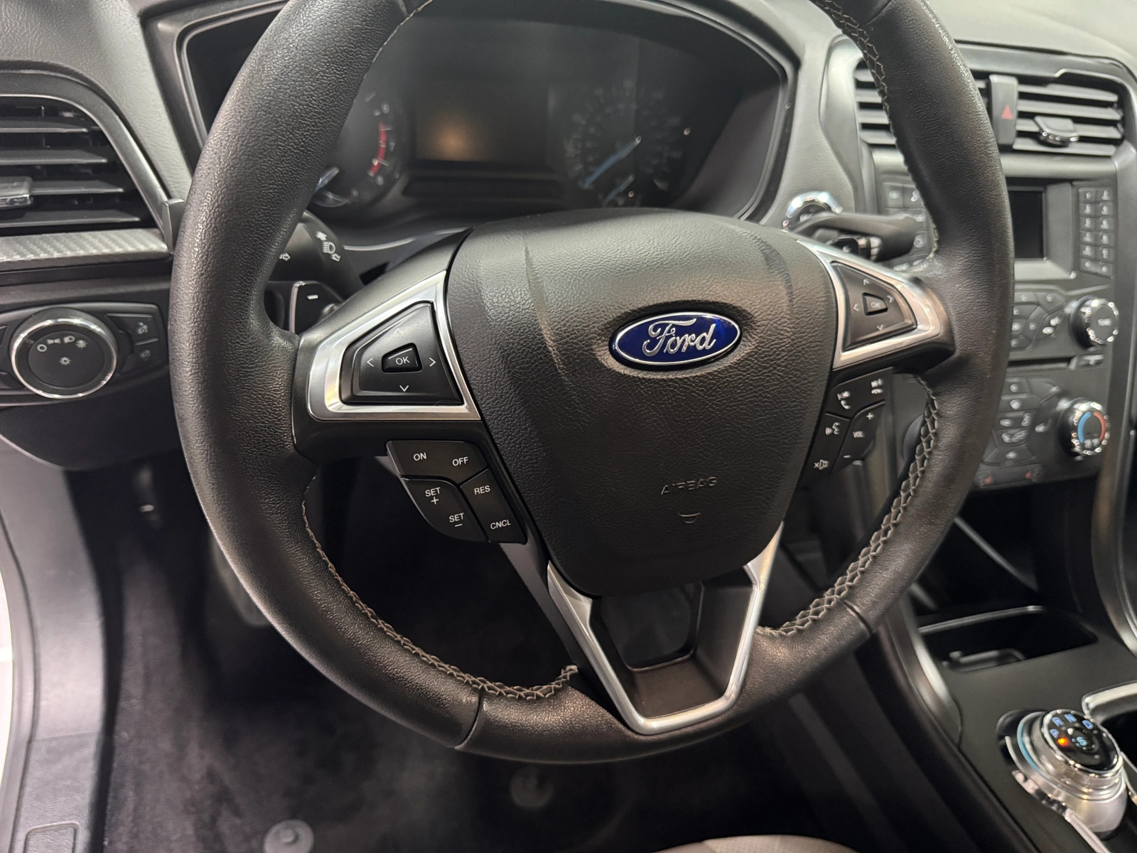 Thumbnail: 2017 Ford Fusion - 4