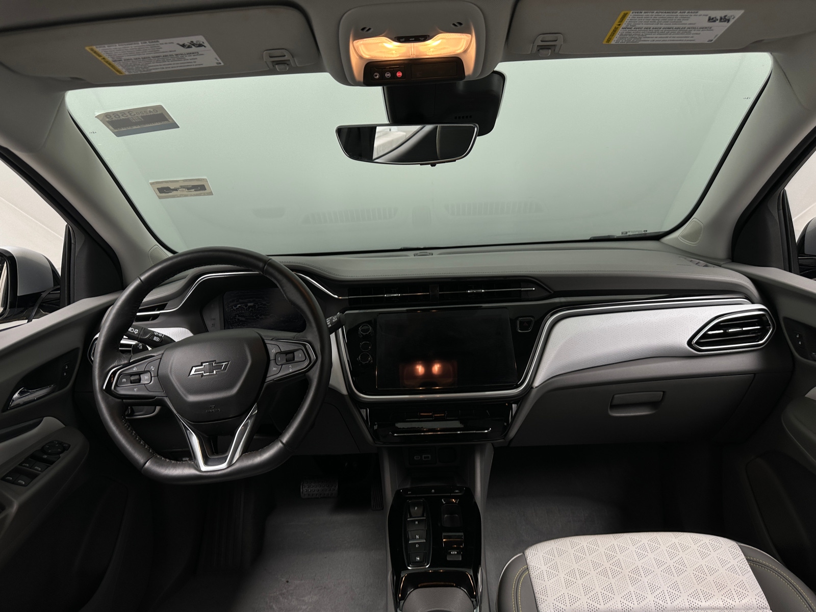 Thumbnail: 2023 Chevrolet Bolt EUV - 3