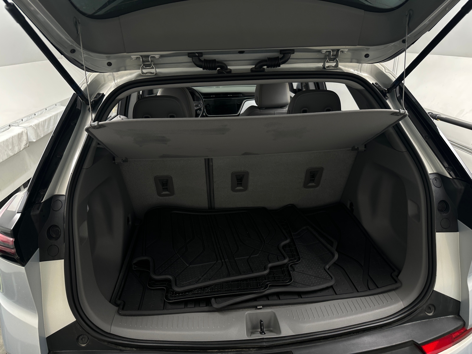 Thumbnail: 2023 Chevrolet Bolt EUV - 7