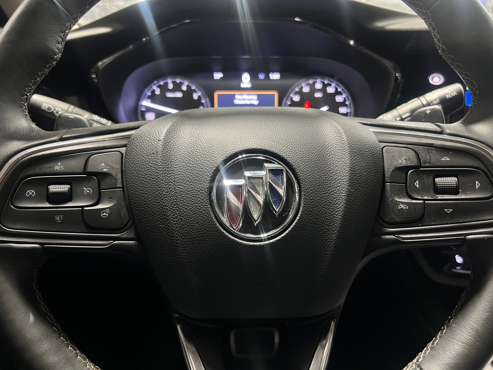 Thumbnail: 2022 Buick Envision - 4