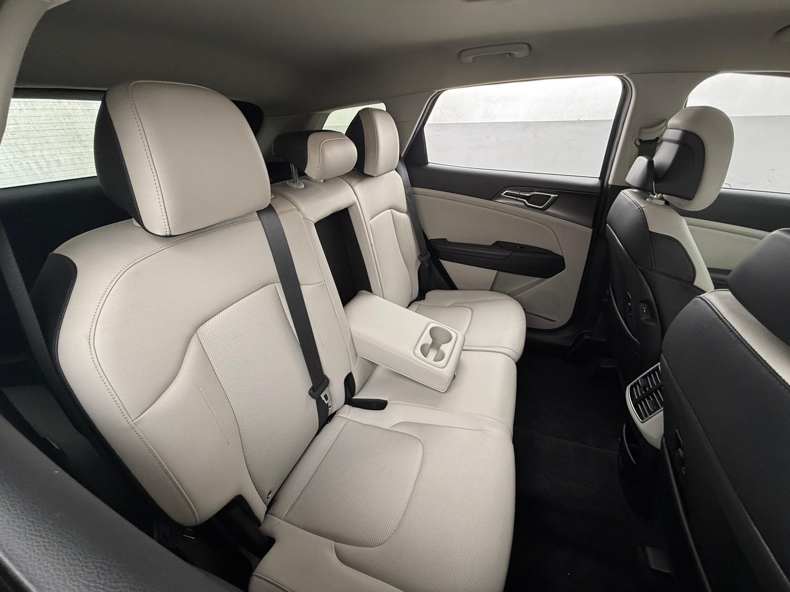 Thumbnail: 2023 Kia Sportage - 5