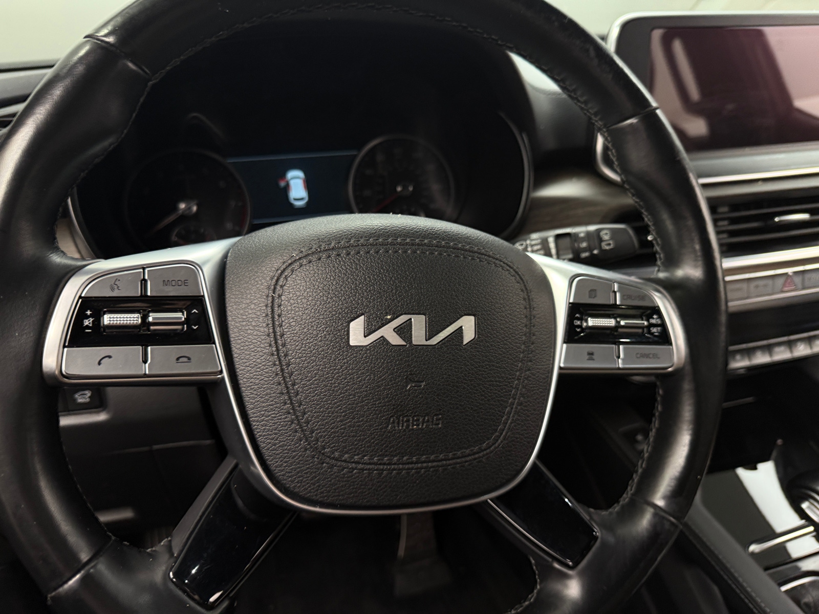 Thumbnail: 2022 Kia Telluride - 4