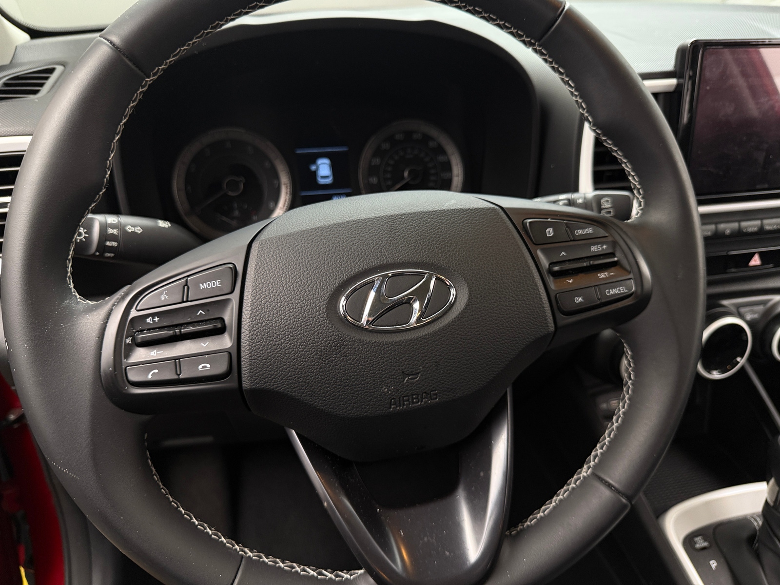Thumbnail: 2022 Hyundai Venue - 5