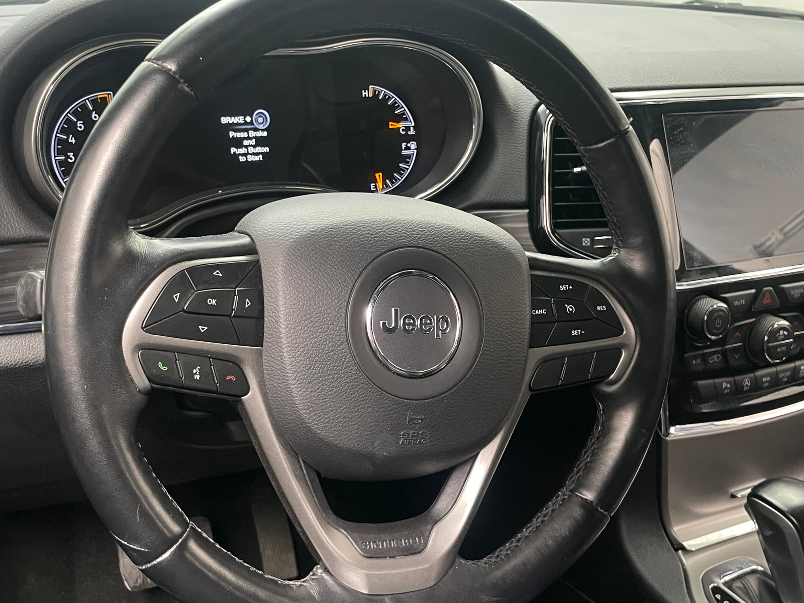Thumbnail: 2022 Jeep Grand Cherokee - 4
