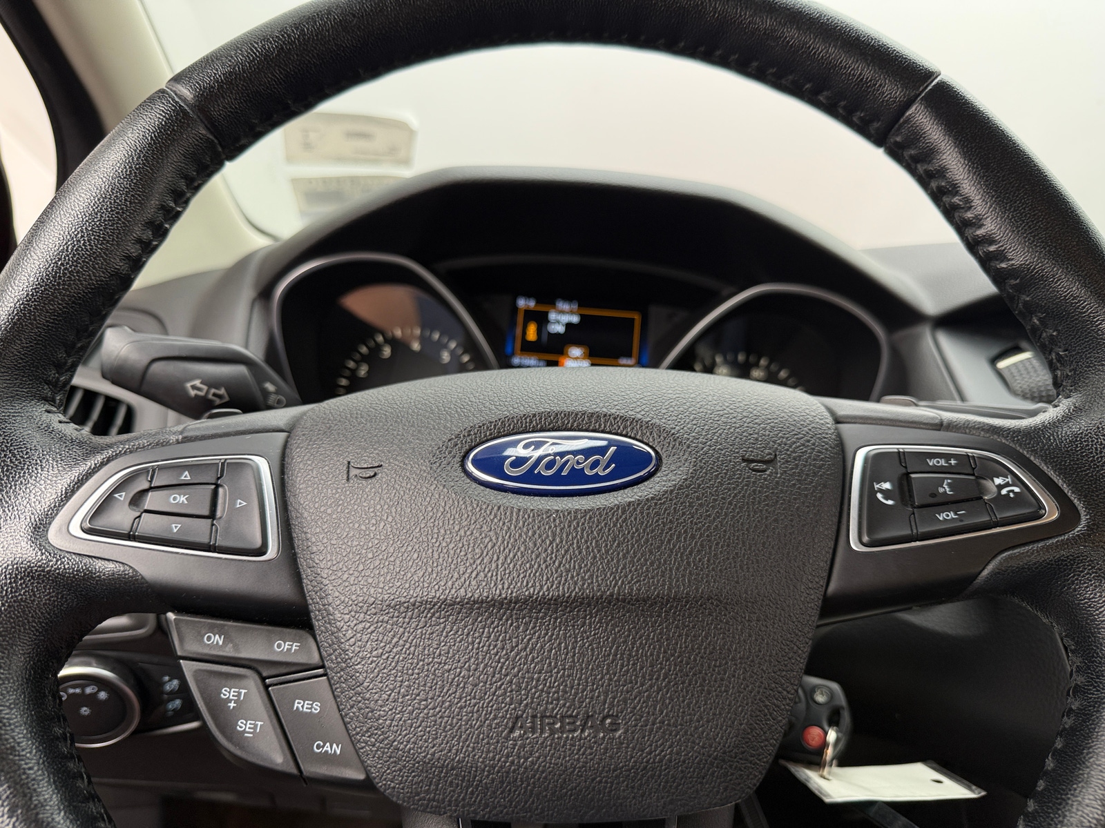 Thumbnail: 2015 Ford Focus - 5