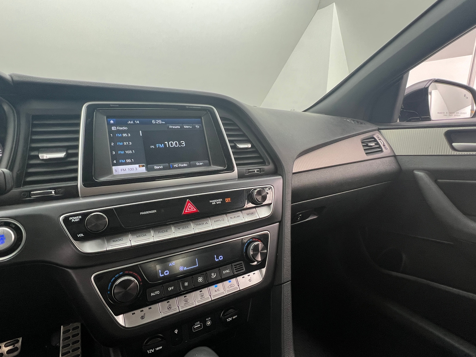 Thumbnail: 2018 Hyundai Sonata - 4
