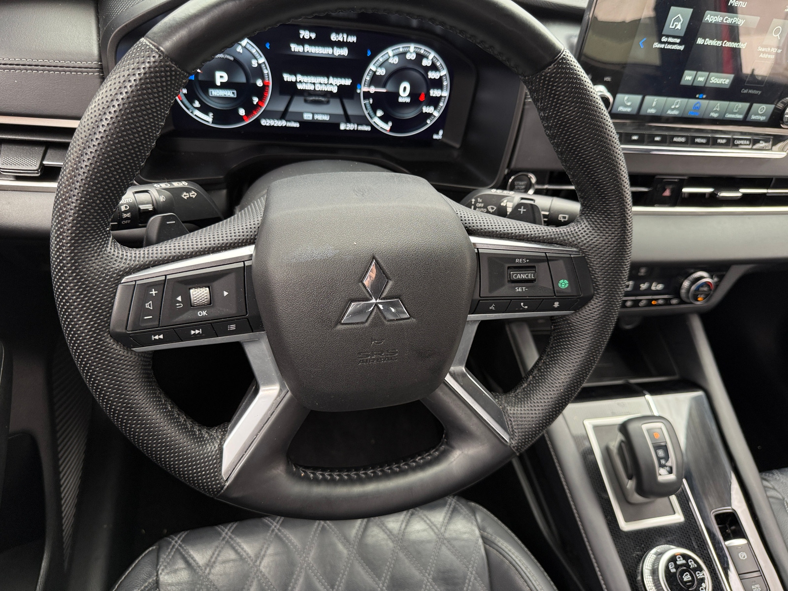 Thumbnail: 2023 Mitsubishi Outlander - 4