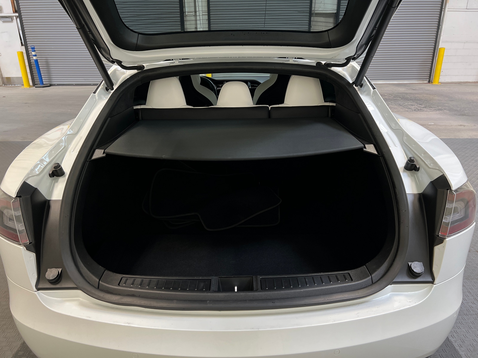 Thumbnail: 2018 Tesla Model S - 6